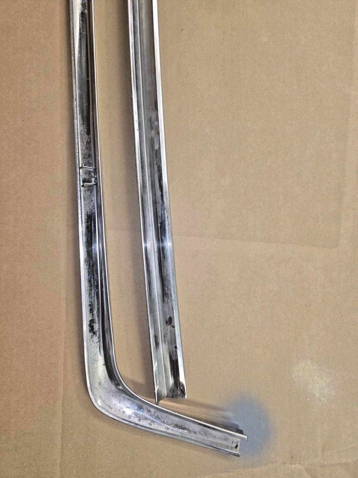FORD THUNDERBIRD Rear Glass EXTERIOR MOULDING Trim Chrome 1964 65 66 OEM FOMOCO