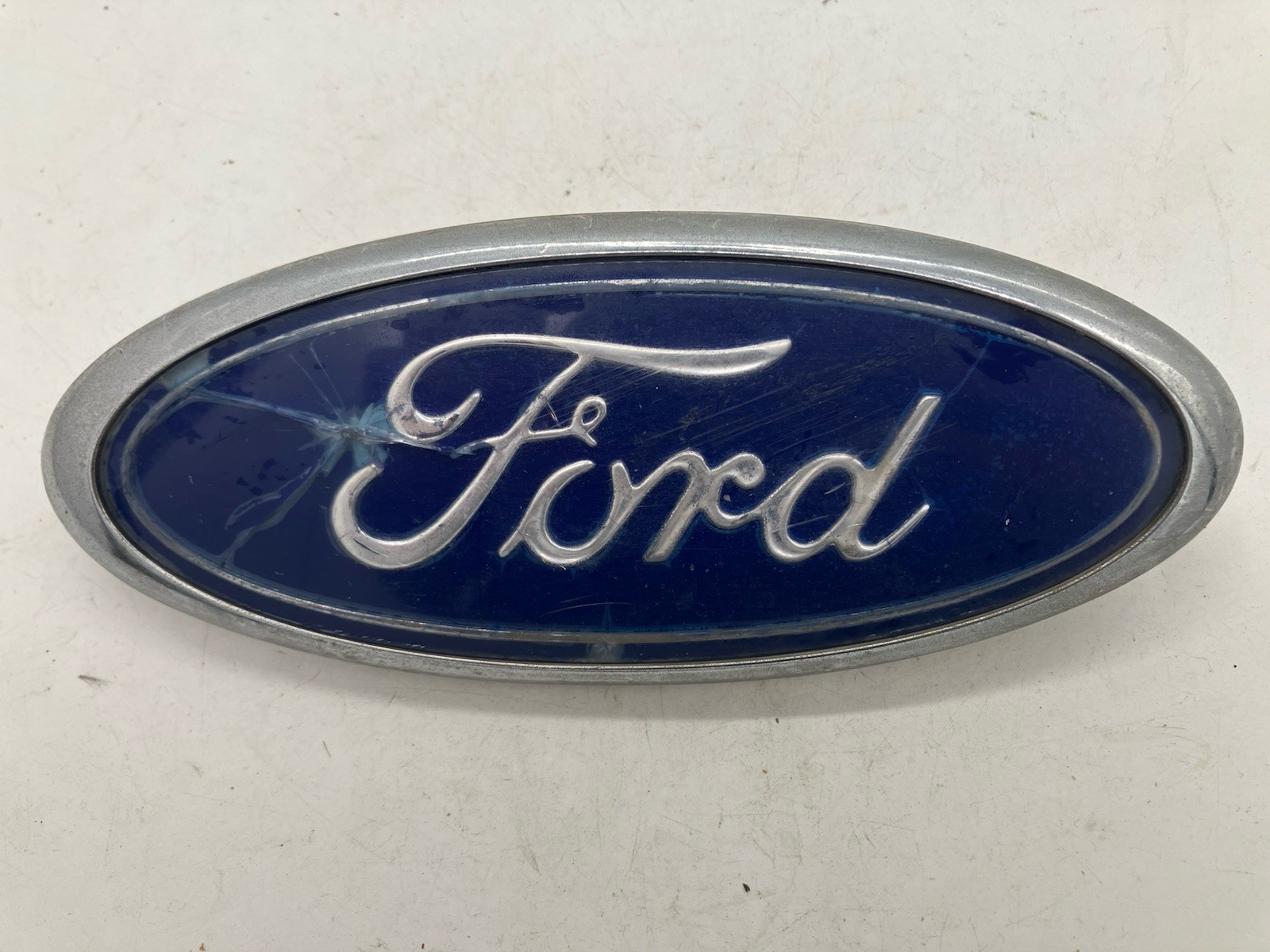 87-91 Ford F-Series Bronco Grille Oval Emblem Logo USED