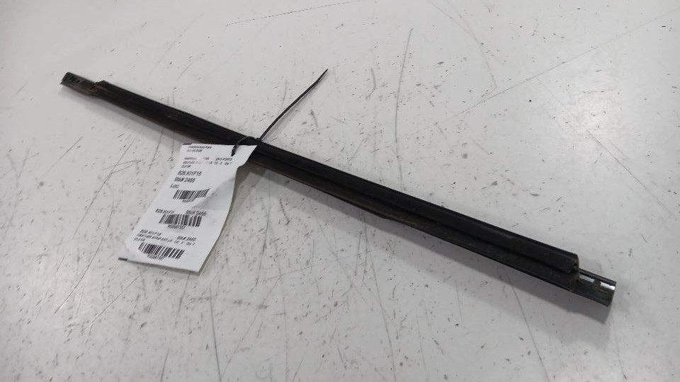 Kia Forte Door Glass Window Weather Strip Trim Rear Left Back 2014 2015 OEM
