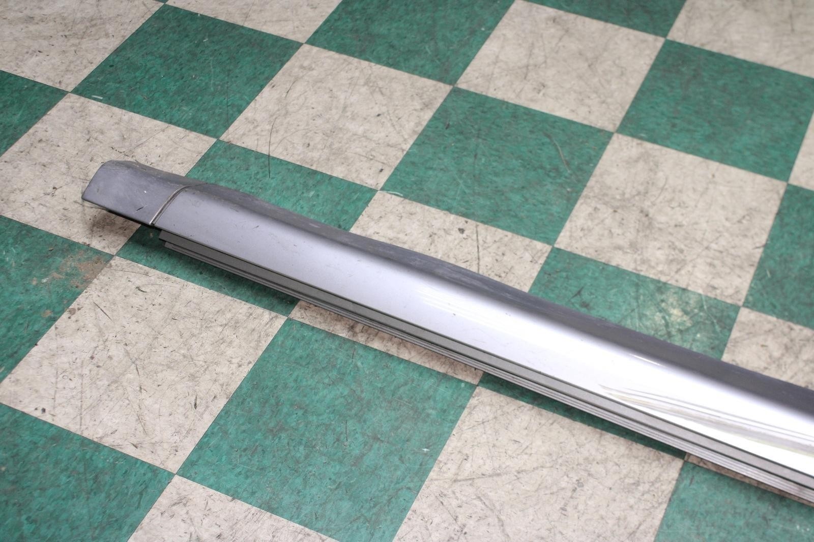 ⚠️DMG⚠️ 11-20 Caravan Silver Passenger Right RH Rocker Molding Side Skirt Panel