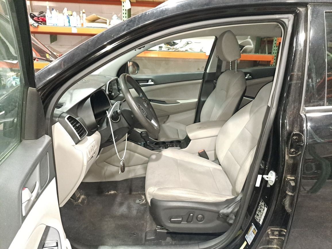 2020 Hyundai Tucson Gas Fuel Door Cover Color: Black Oem