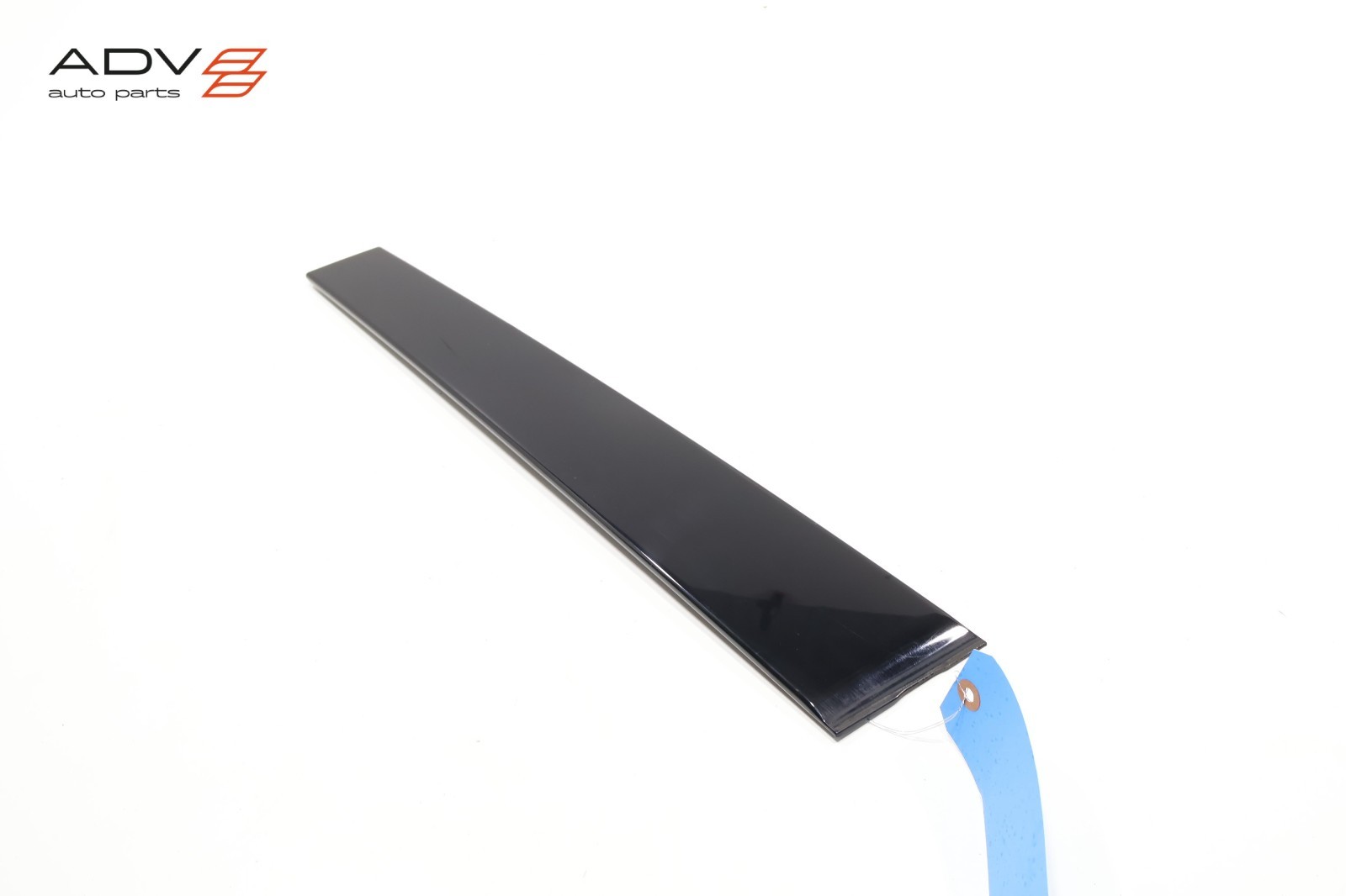 2020 – 2024 NISSAN ARMADA FRONT RIGHT DOOR WINDOW B PILLAR APPLIQUE MOLDING OEM