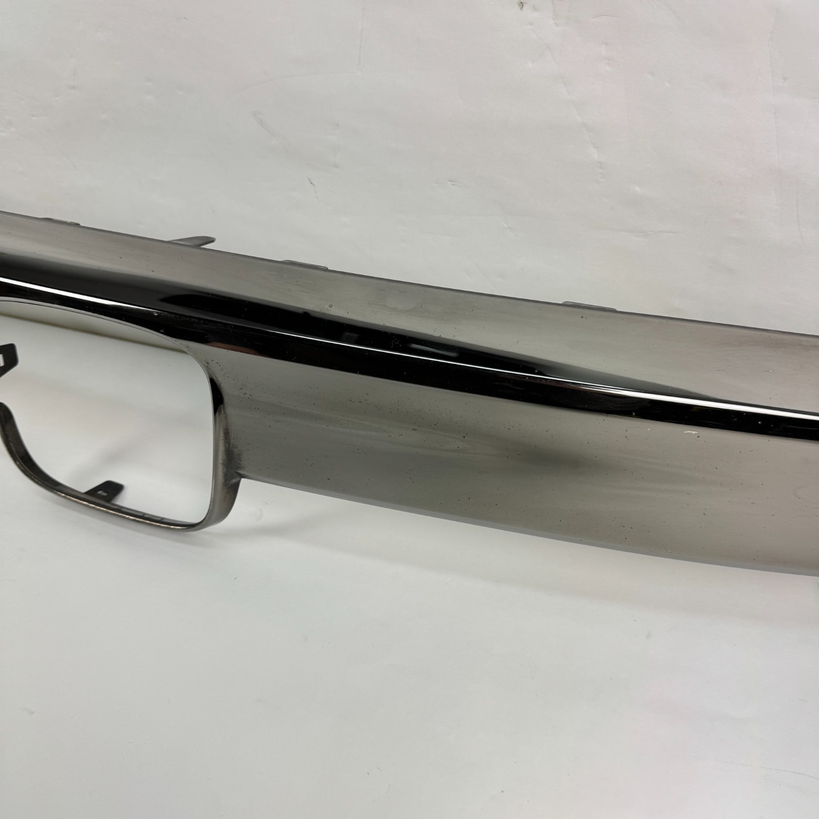 OEM 2018-2020 Honda Accord Dark Chrome Front Upper Grille Molding 71122-TVA-A11