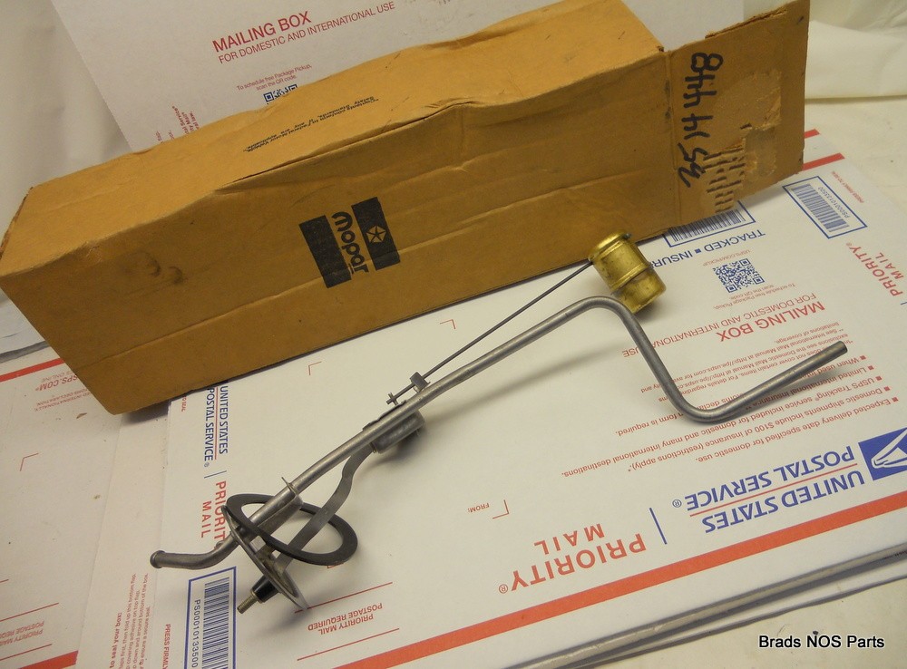 NOS Mopar 1970-1977 Dodge B Vans w/26G metal tank FUEL TANK SENDING UNIT 3514448