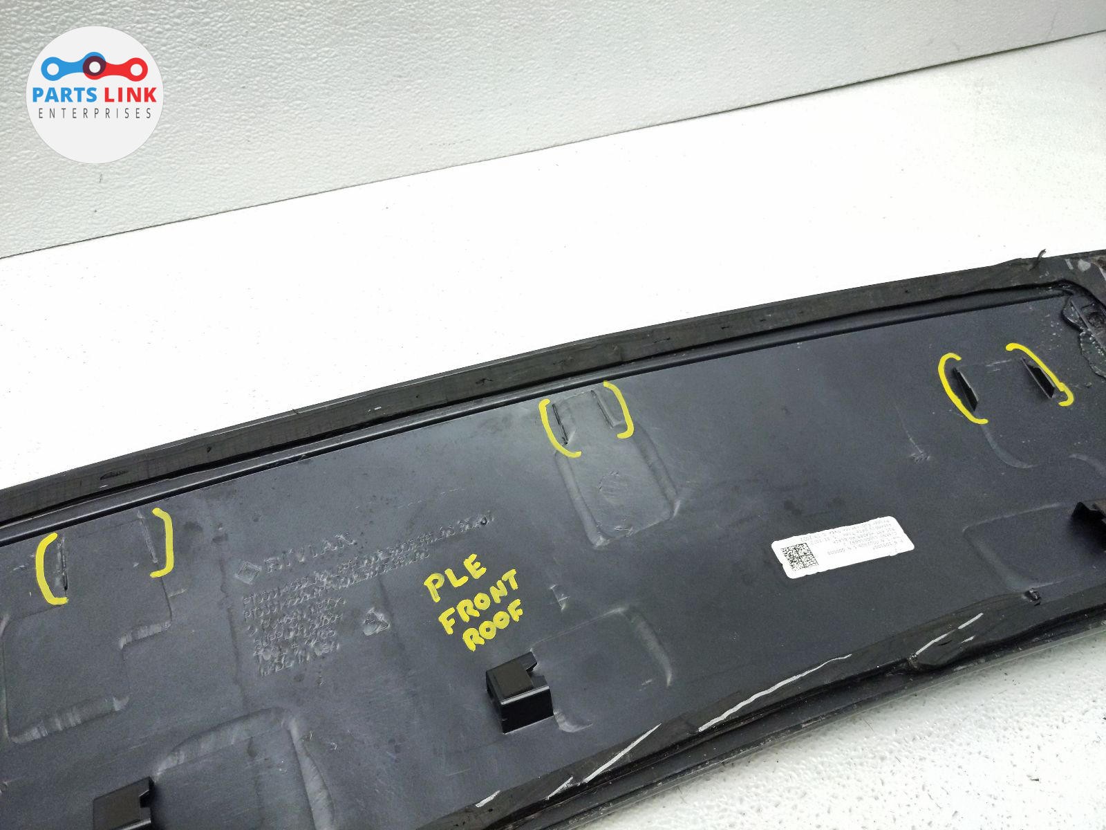 2022-24 RIVIAN R1S FRONT ROOF TRIM APPLIQUE MOLDING SUNROOF COVER PANEL INSERT