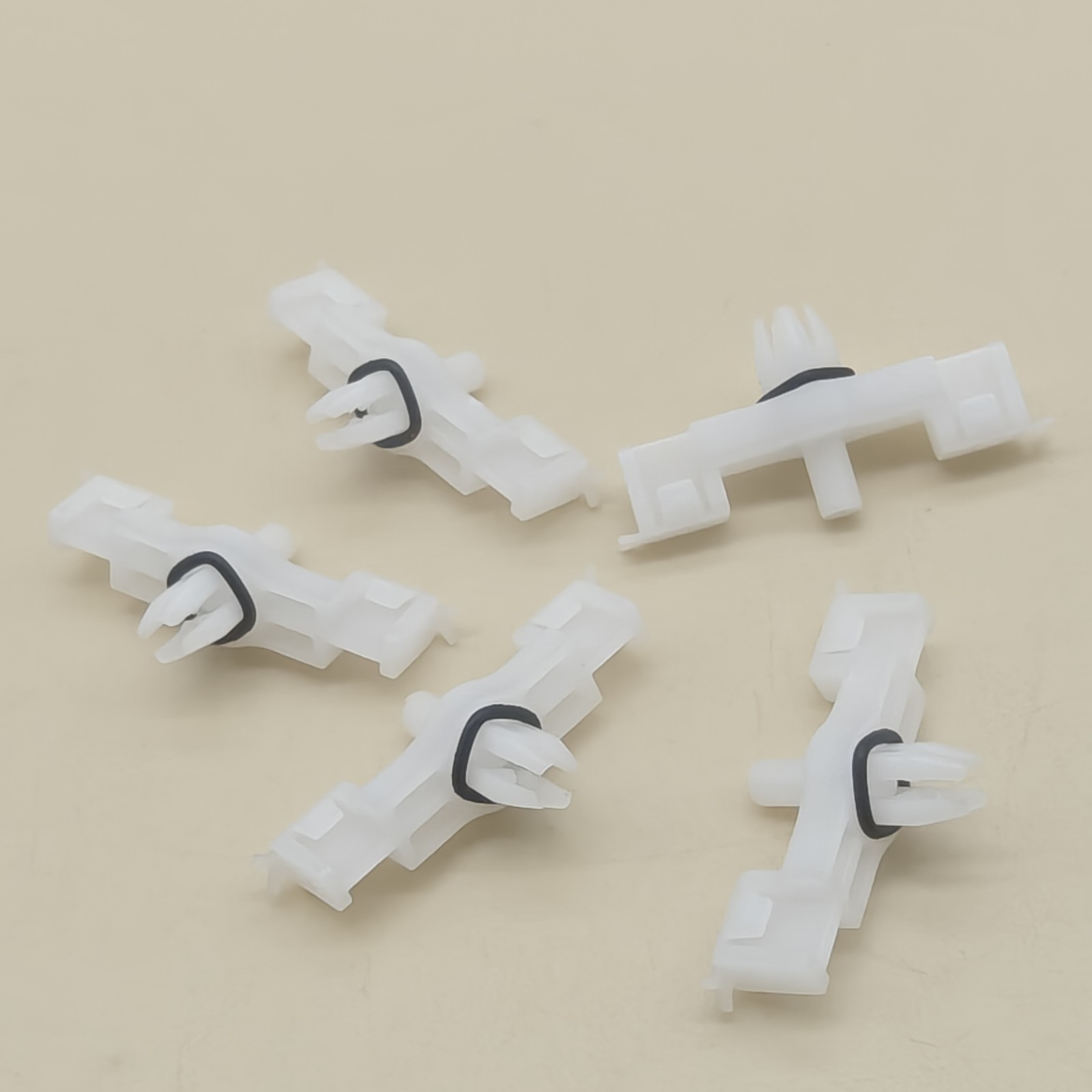 10 Piece Door Sill Retainer Clip For Porsche Cayenne 2003-10 VW Touareg 2004-10