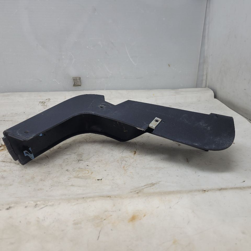 2022-2025 SILVERADO LH DRIVER FRONT WHEEL MUD SPLASH GUARD OEM 85528661
