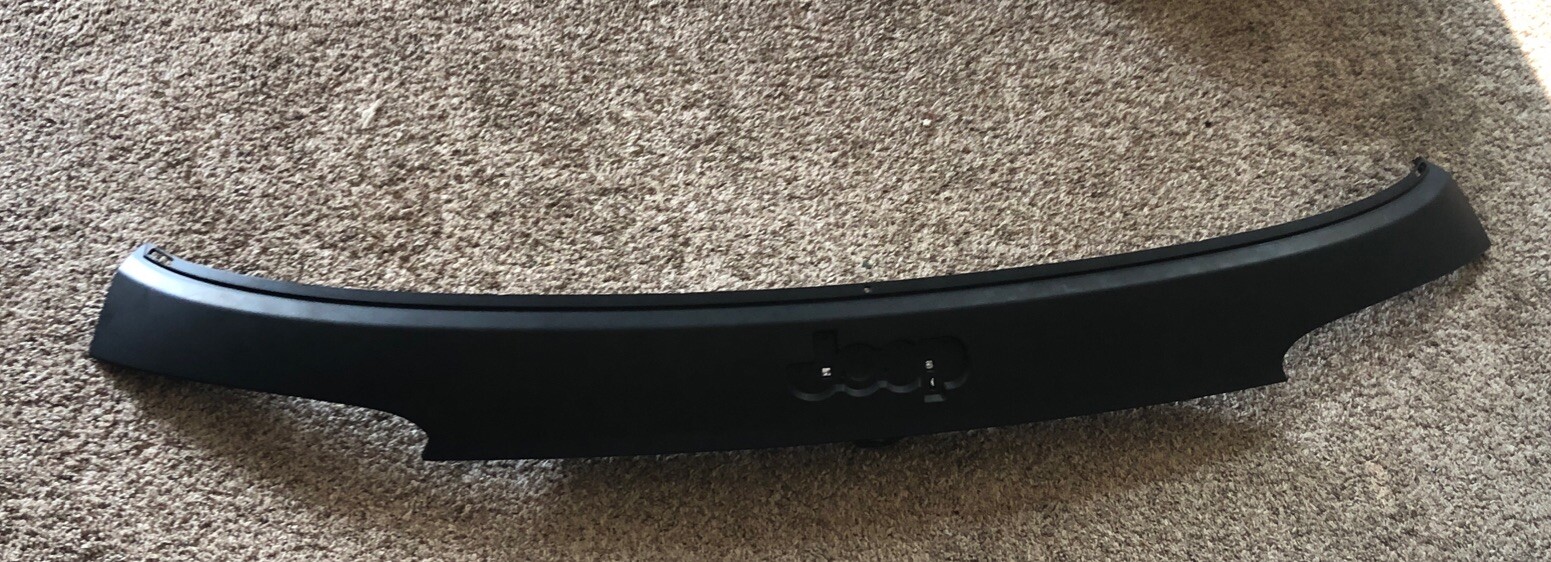 17 20 2017-2021 Jeep Compass Liftgate Finish Panel Trim Molding OEM 68569633AA