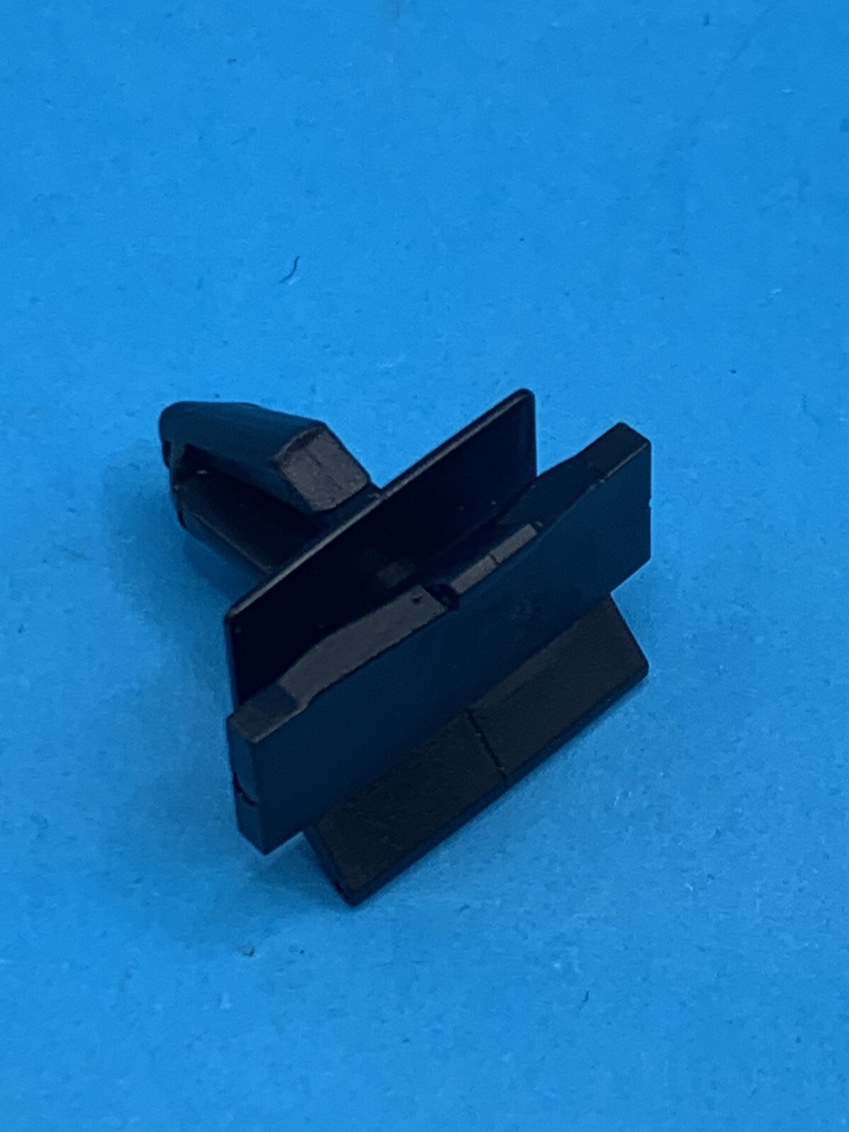 (Pack of 2) Front Bumper to Fender Clips Retainers for Corvette H3T STS