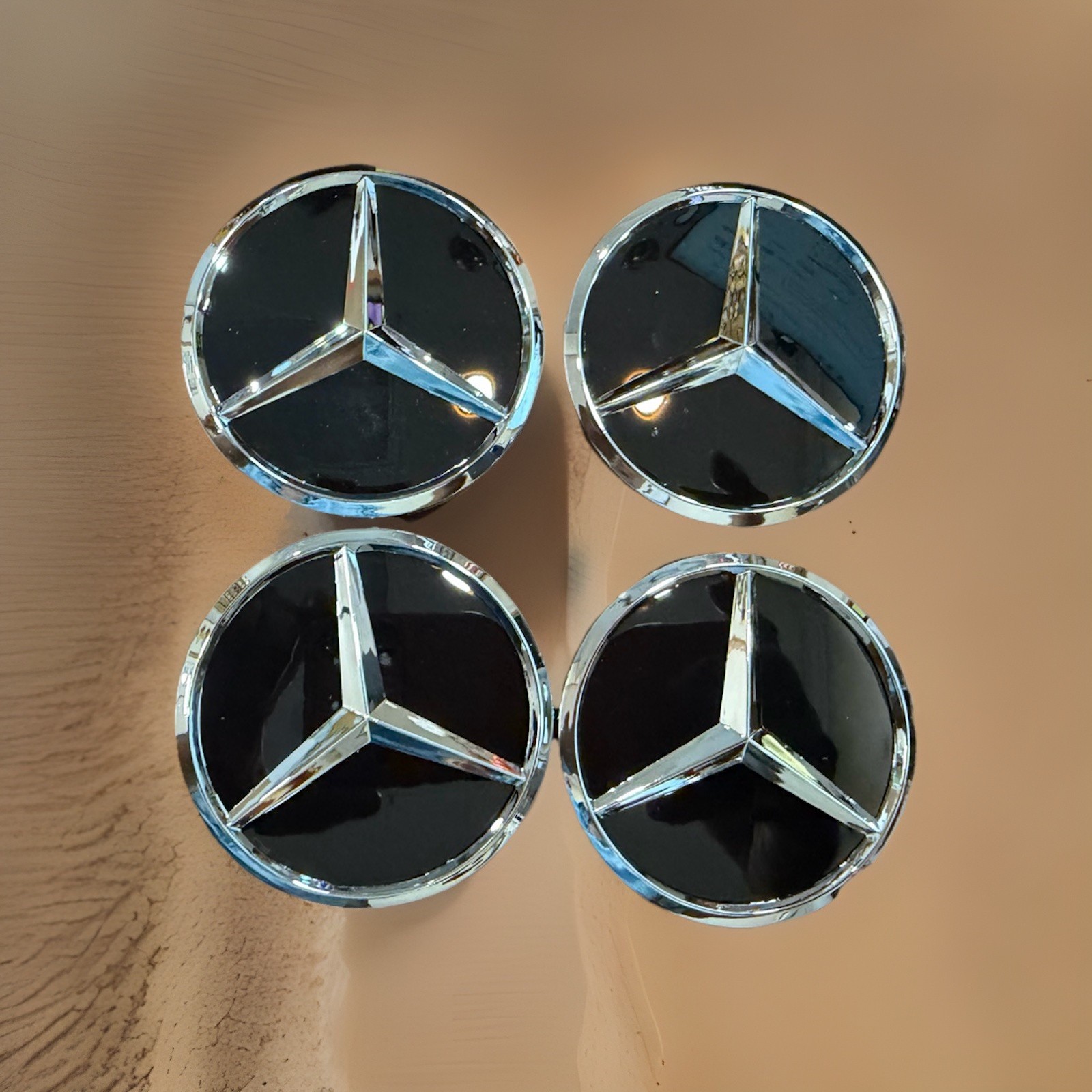 4 X Mercedes 60mm Outer, 55mm clips GLOSS BLACK Alloy Wheel Centre Caps A119