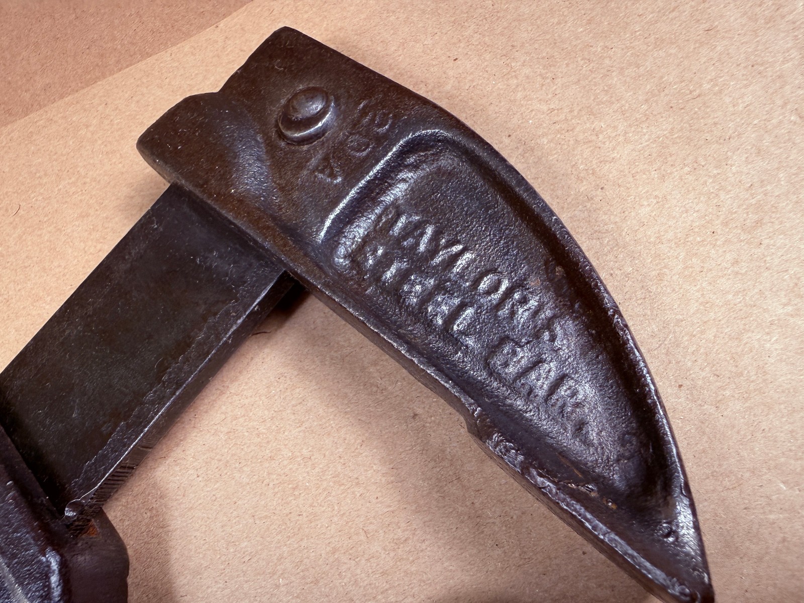 VINTAGE TAYLOR NO.20 A/B SLIDING STEEL BAR CLAMP 3-1/2″ DEPTH – Opens 6-1/2″
