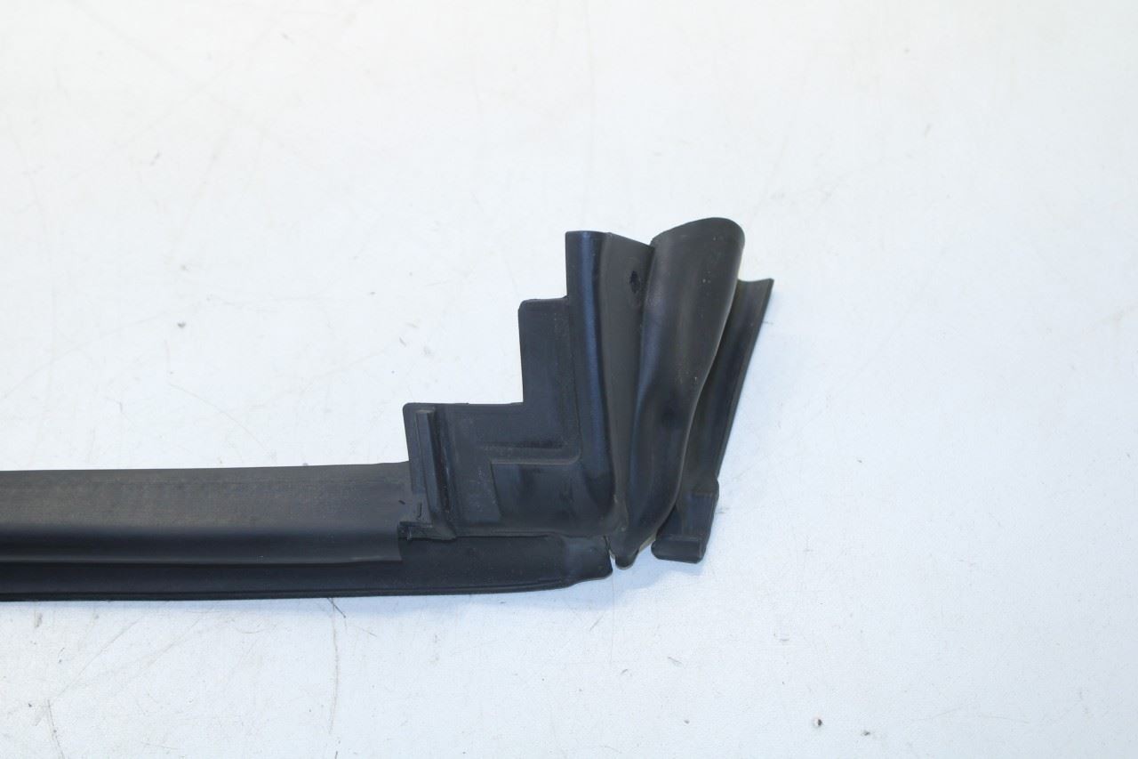 2008-2014 Dodge Challenger Front Left Door Belt Weatherstrip Pair 55399123AF OEM