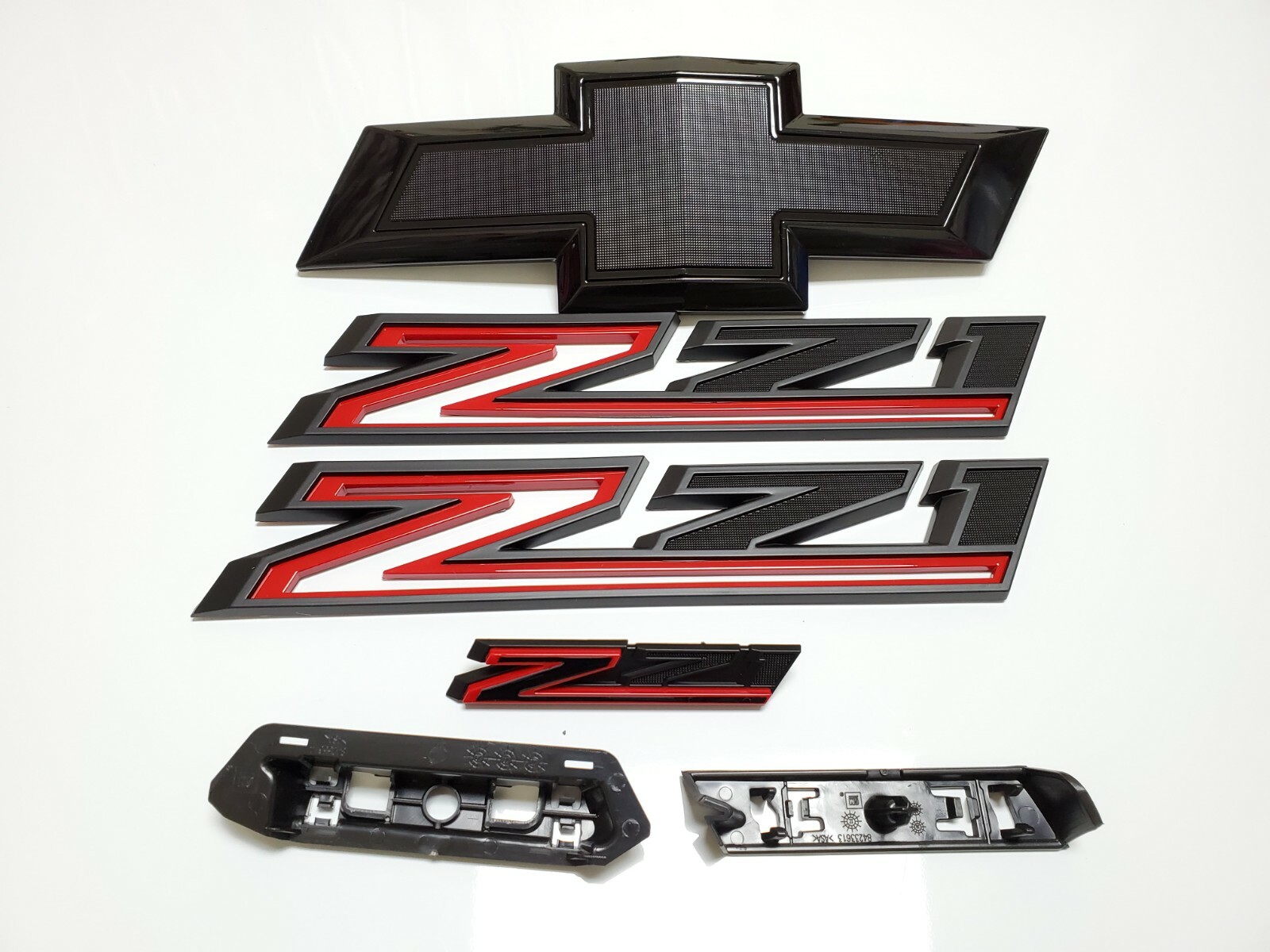 2019-2021 Silverado 1500 Black Front Bowtie Black Red Z71 Grille Fender Emblems