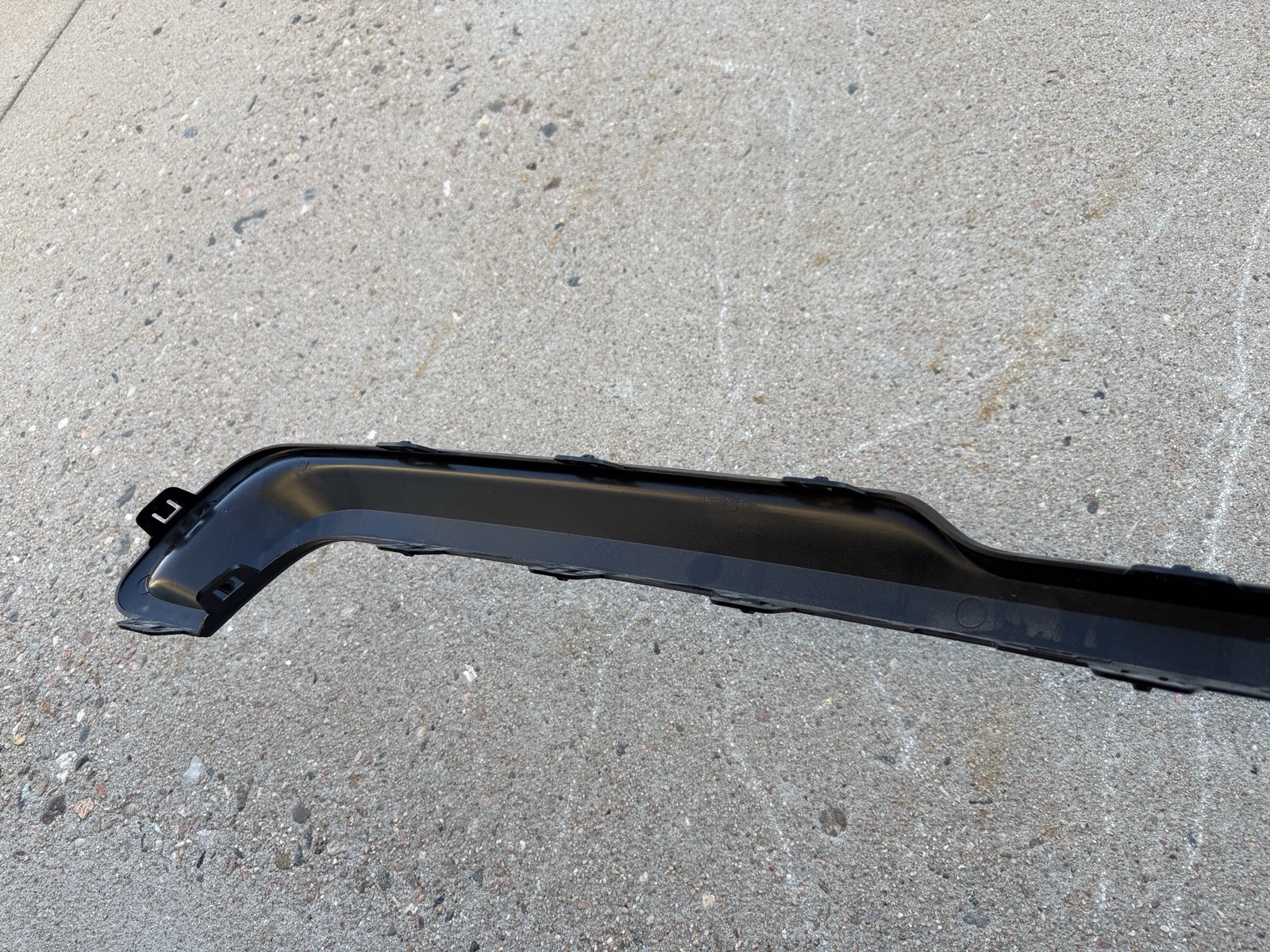 2022-2025 Rivian R1S Rear Bumper Center Moulding Gunmetal Finish Strip Trim OEM