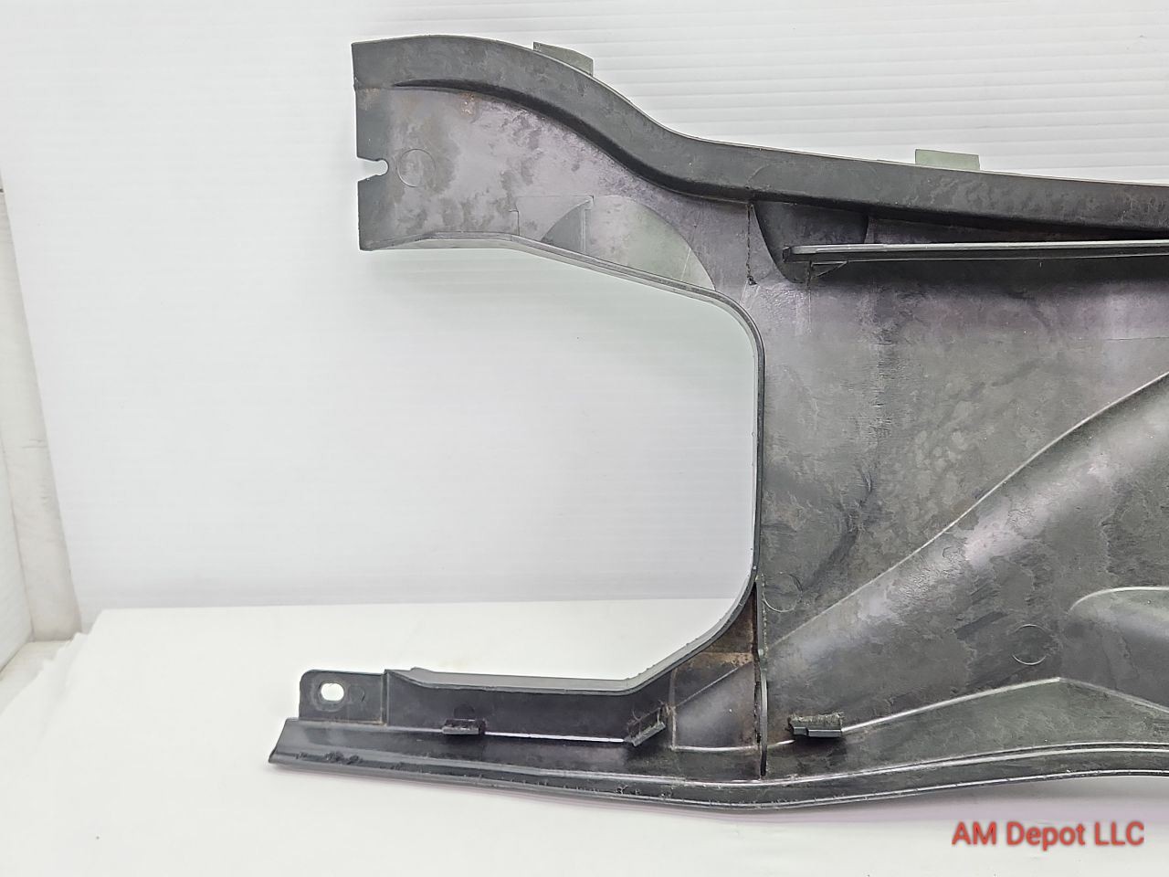 2009 BMW 135i 128i E82 E88 Cabin Microfilter Bottom Lower Housing 64316989788