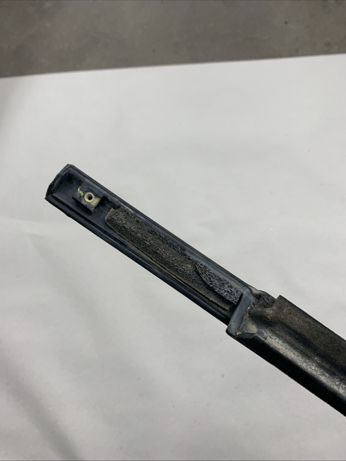 15-20 Ford F-150 F-250 F-350 Right Passenger Rear Door Belt Molding OEM #0412