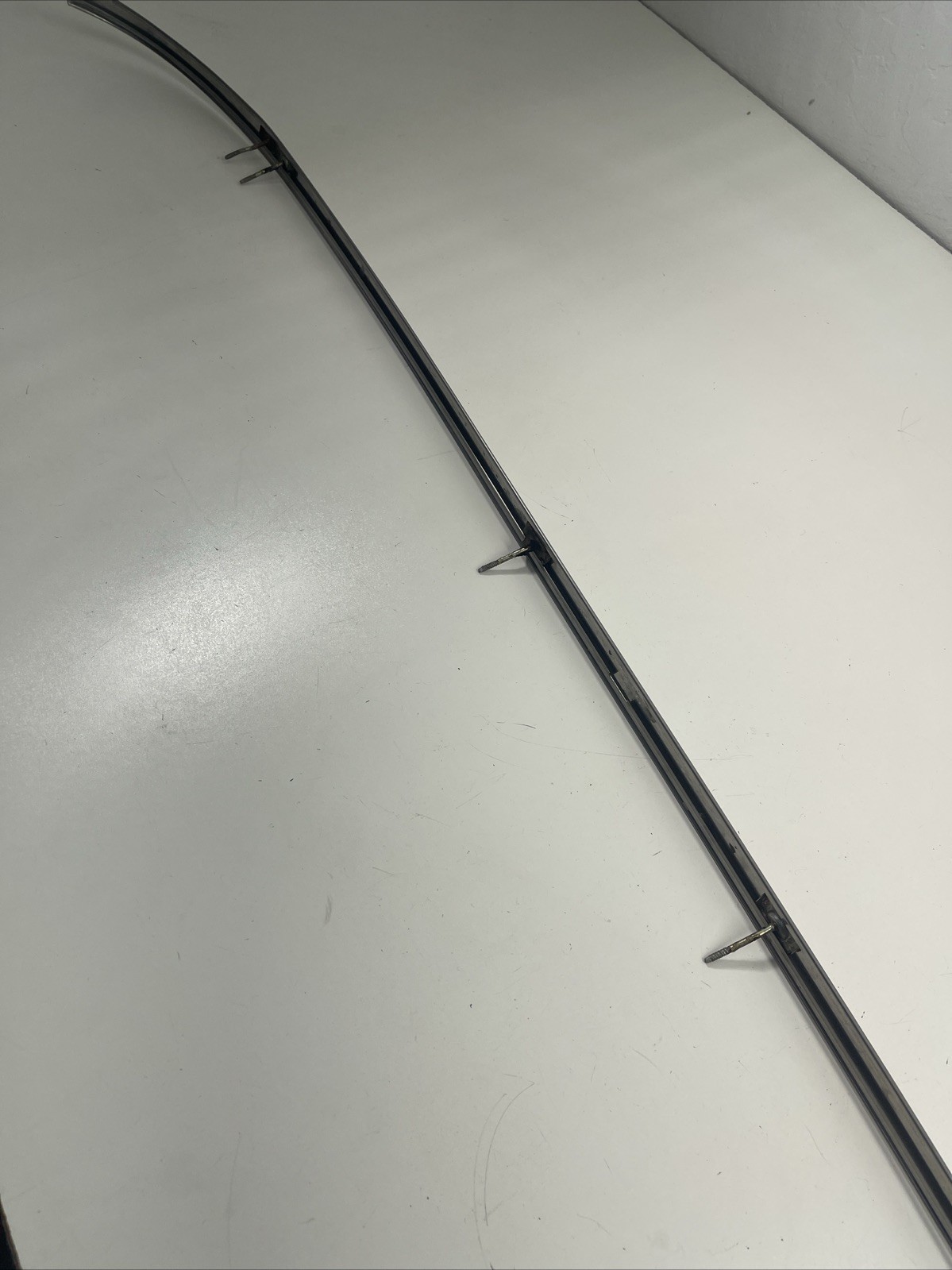 1959 60 Chevrolet El Camino Wagon Sedan Upper Windshield Molding Very Nice￼08