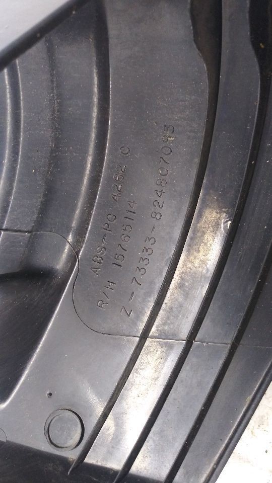 Rear Passenger Exterior Pillar Molding 15764014 Fits 00-06 TAHOE