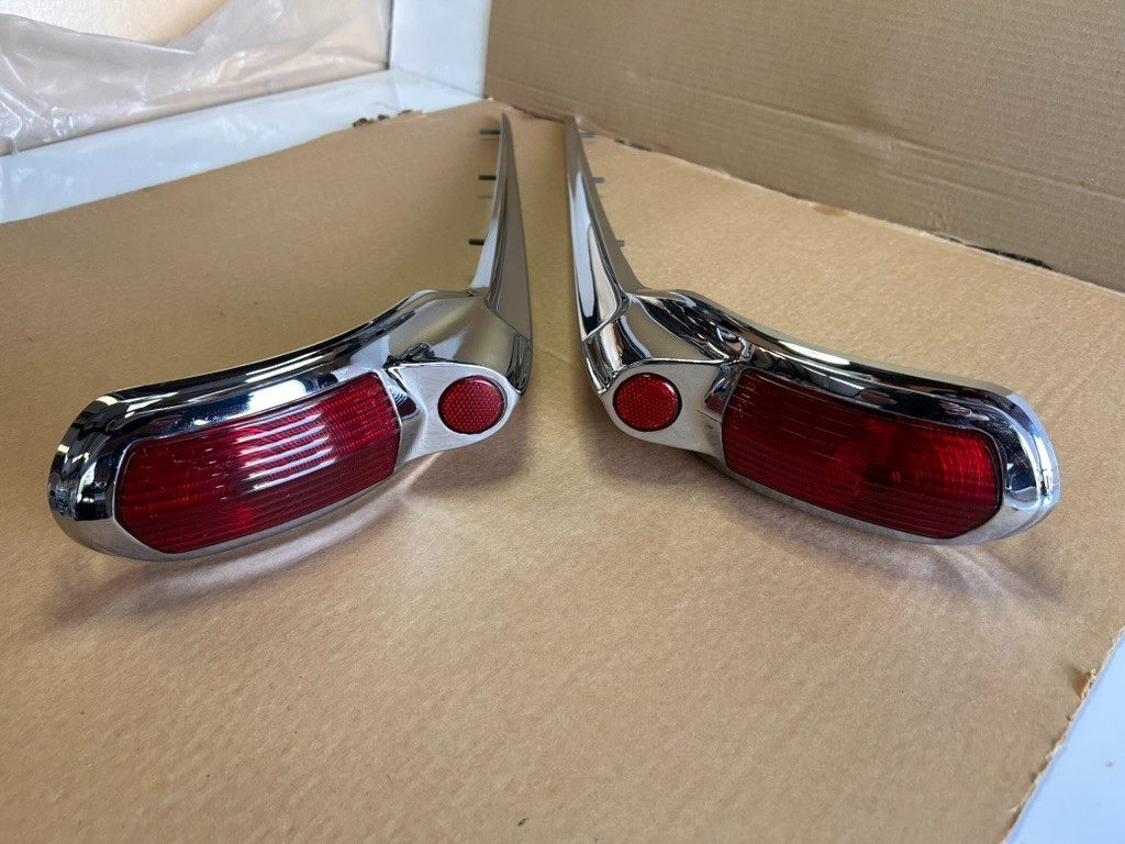 1952 Oldsmobile 88 Deluxe Rear Crown & Tail Light Assemblies NOS GM!