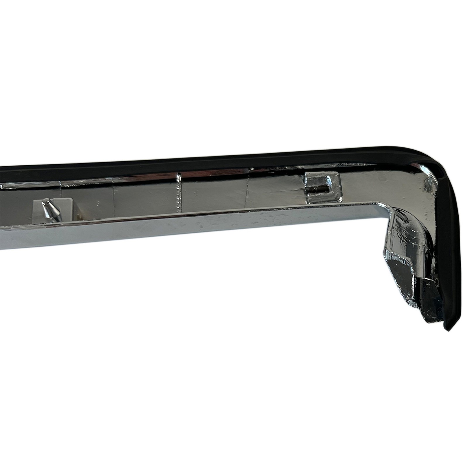 For 07-11 Sedan Aveo 1.6L Hood Molding Trim Moulding Chrome GM1235108 96852700