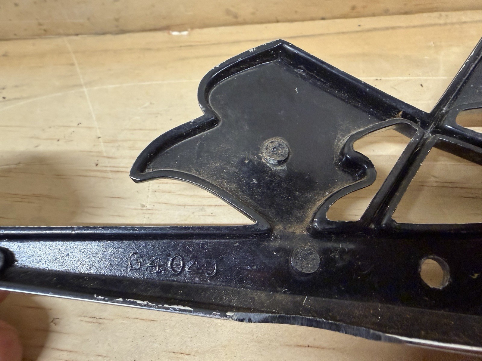 1950’s 1959 Chevrolet Car Parts HOOD Emblems Badges Trim Vintage 3759108 BLCE
