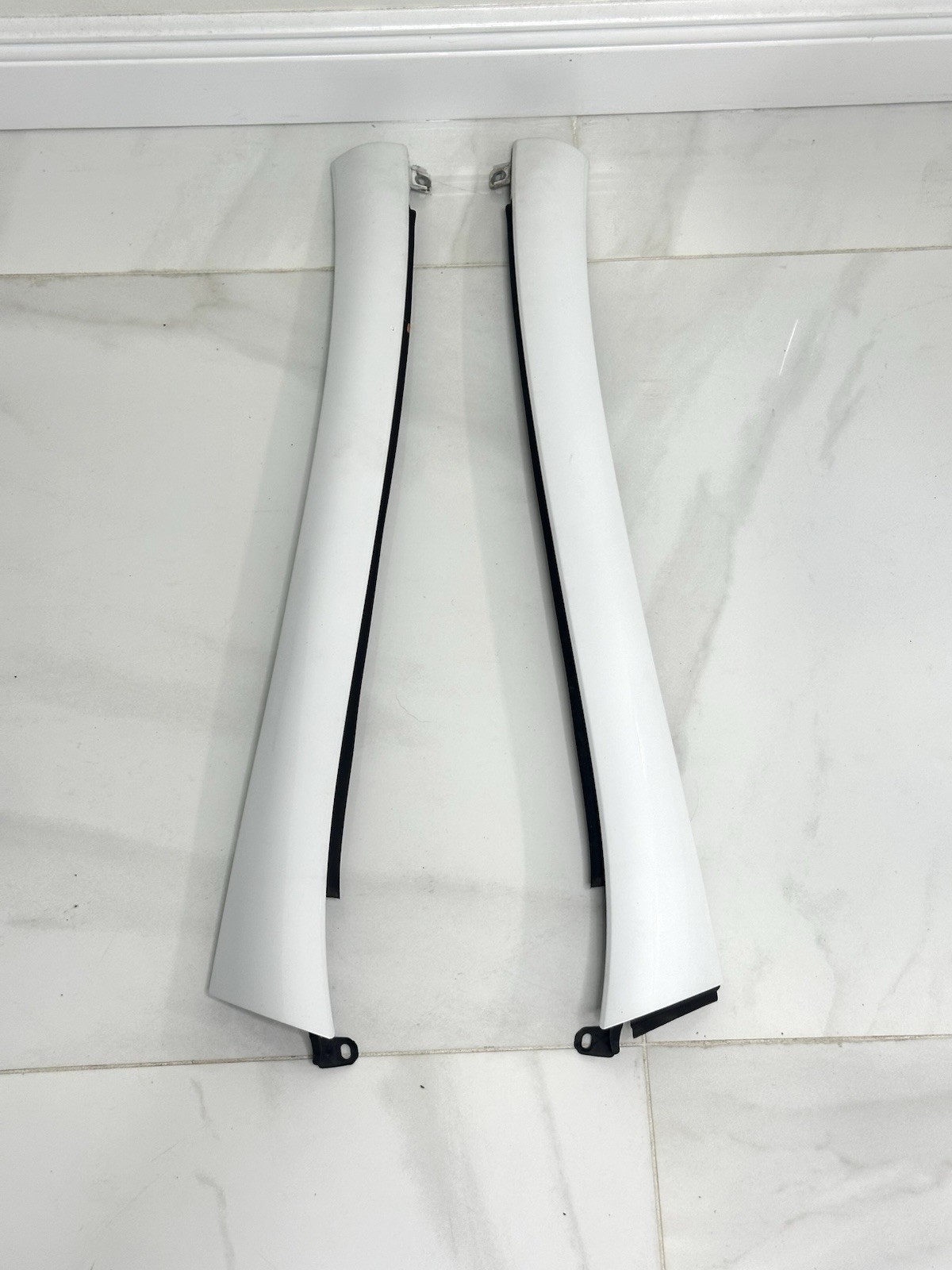 06-12 Mitsubishi Eclipse Windshield A Pillar Trim Cover Set Left Right White