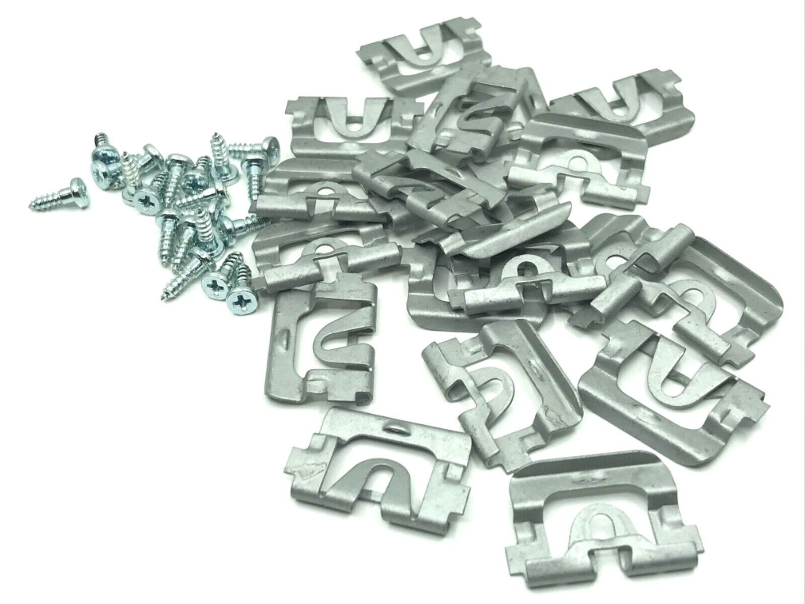 1968 -1972 Chevelle windshield glass reveal moulding clips & screws 20 pcs
