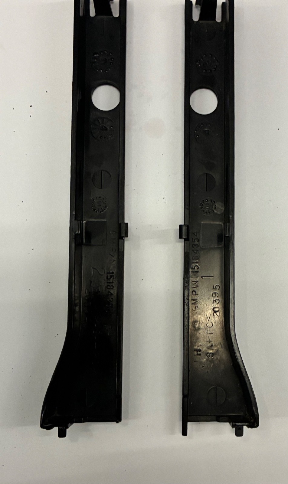 2003-2009 HUMMER H2 – ROOF RACK RAIL COVER TRIM OEM