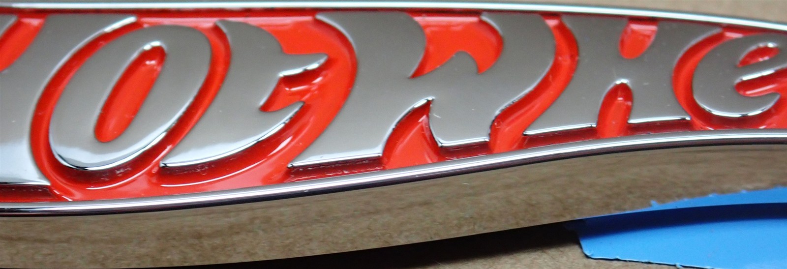 2013 Chevrolet Camaro HOT WHEELS Rear Trunk Emblem GM Part 22937305 OEM Factory