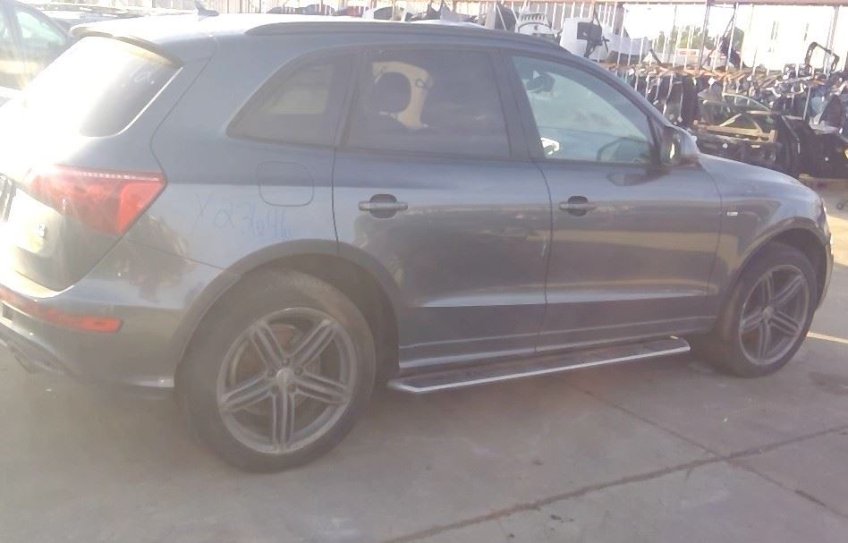 2009-2012 Audi Q5 Front Bumper 1 Piece Fascia Cover S Line Type Assembly 0C0C