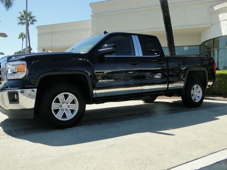 2014-2018 Chevy Silverado Double Cab 8′ Stainless Steel Rocker Panel Trim 5.5″