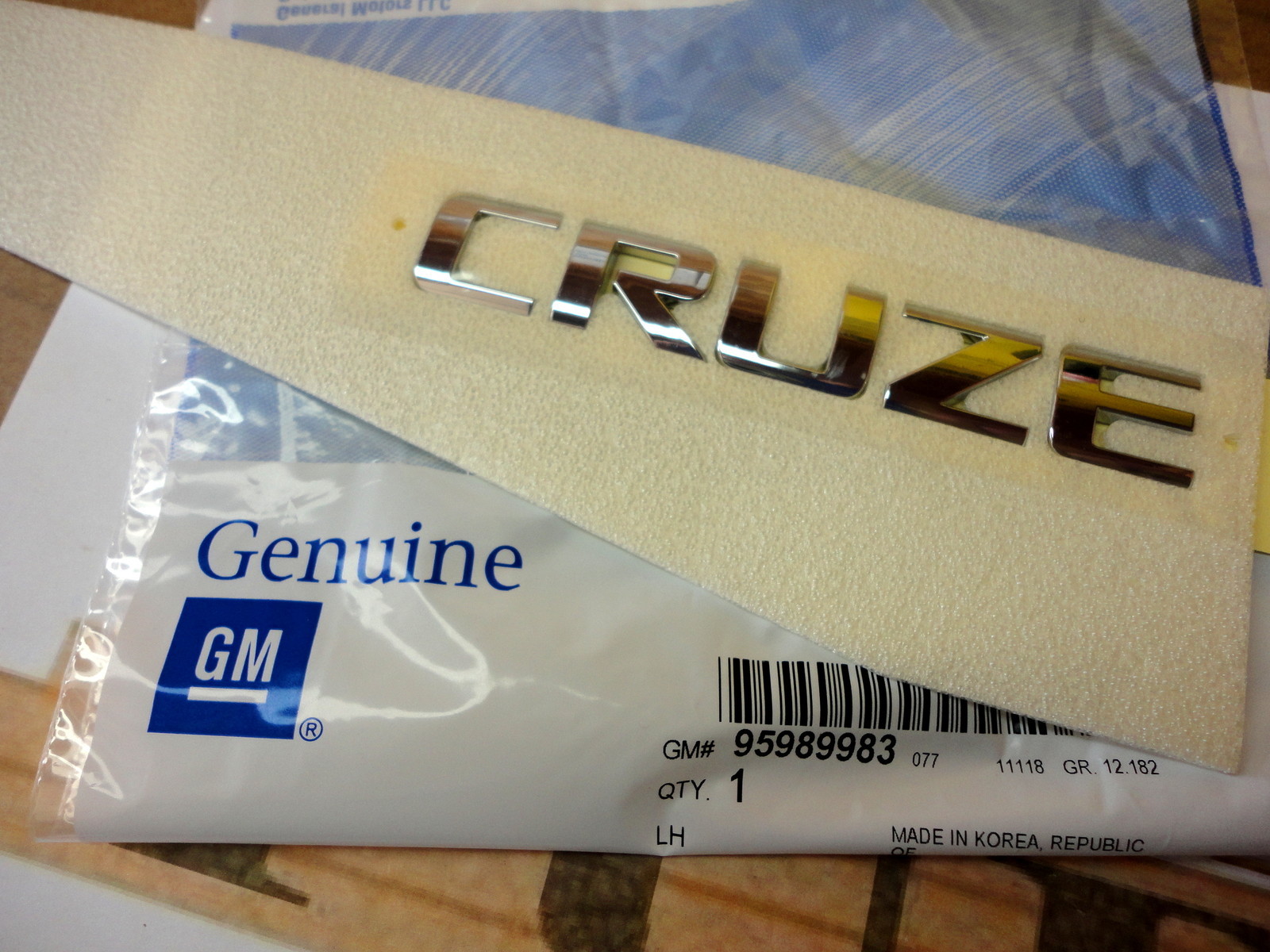 Chevrolet Cruze Rear Deck Lid/ Trunk Chrome Cruze Emblem Nameplate OEM New