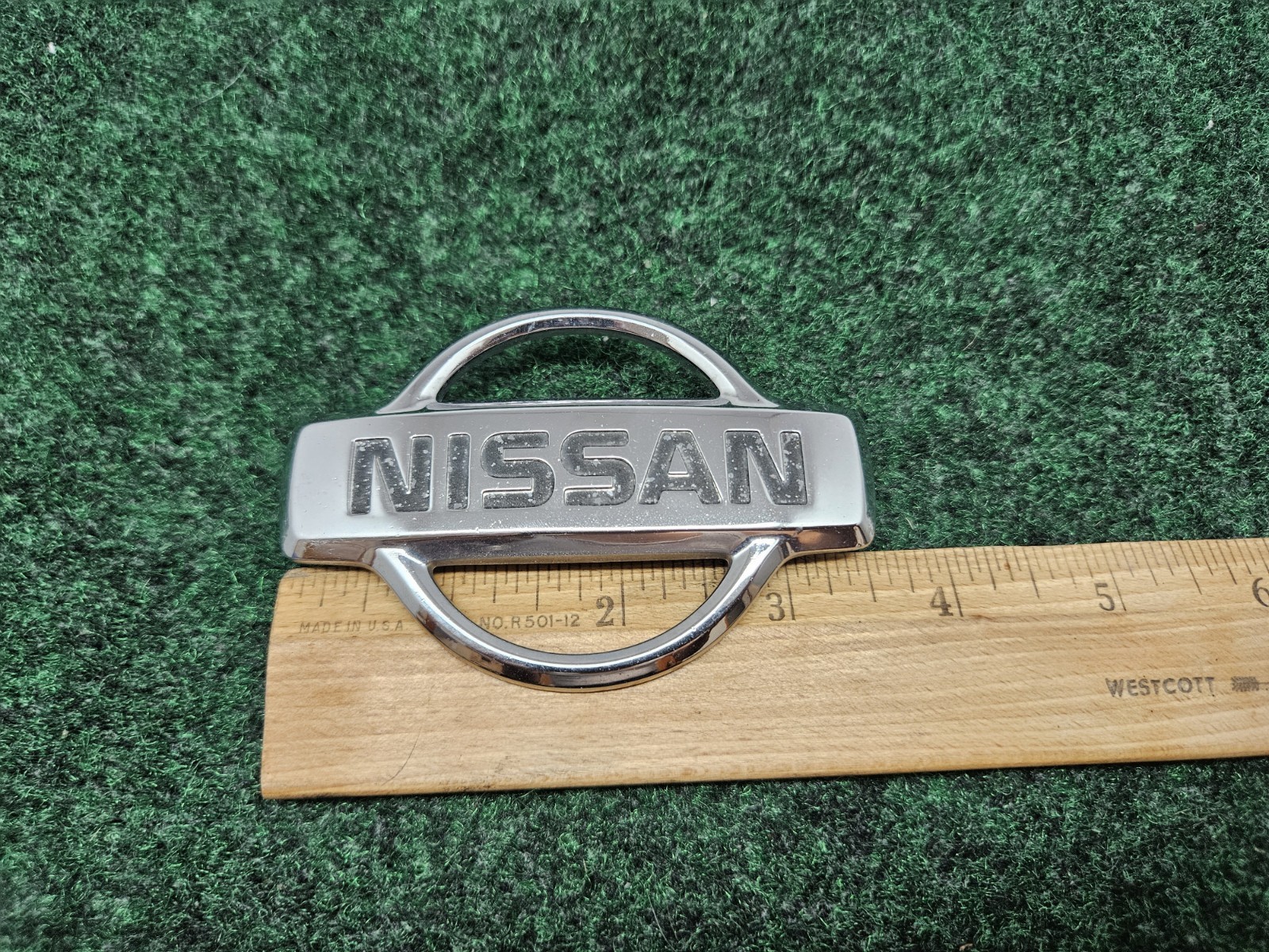 2000-2001 Nissan Altima Front Chrome Radiator Grille Emblem Decal OEM GL2