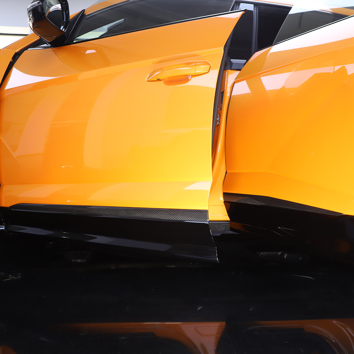Real Carbon Fiber For LAMBORGHINI URUS 18-22 Door Side Body Molding Trim Strips