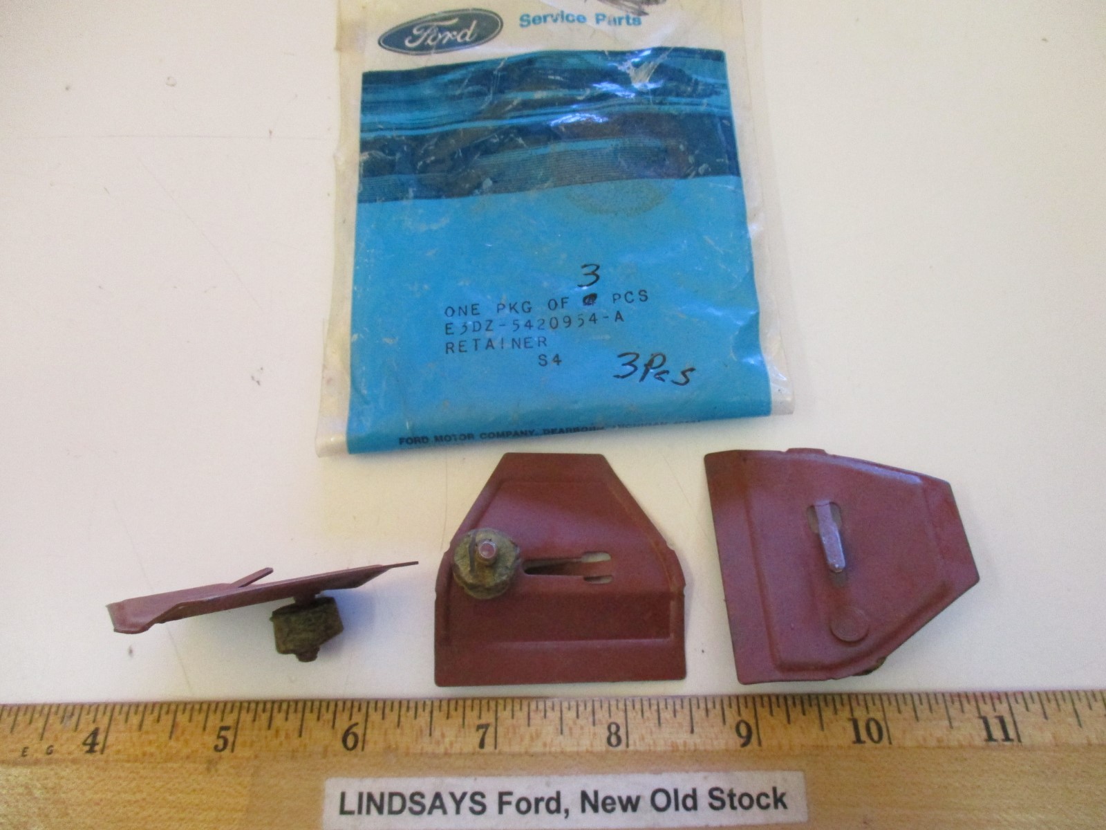 3 PCS 1 FORD OEM BAG 1983 “RETAINER” MOULDING E3DZ-5420954-A FREE SHIPPING, RARE