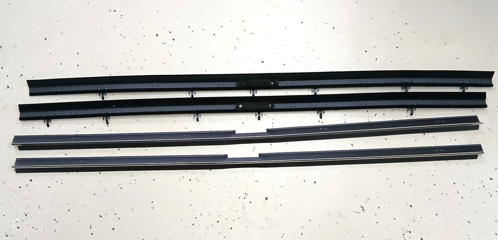 New 1983 – 1986 Ford Thunderbird 4 piece Window belt moulding window wipe set