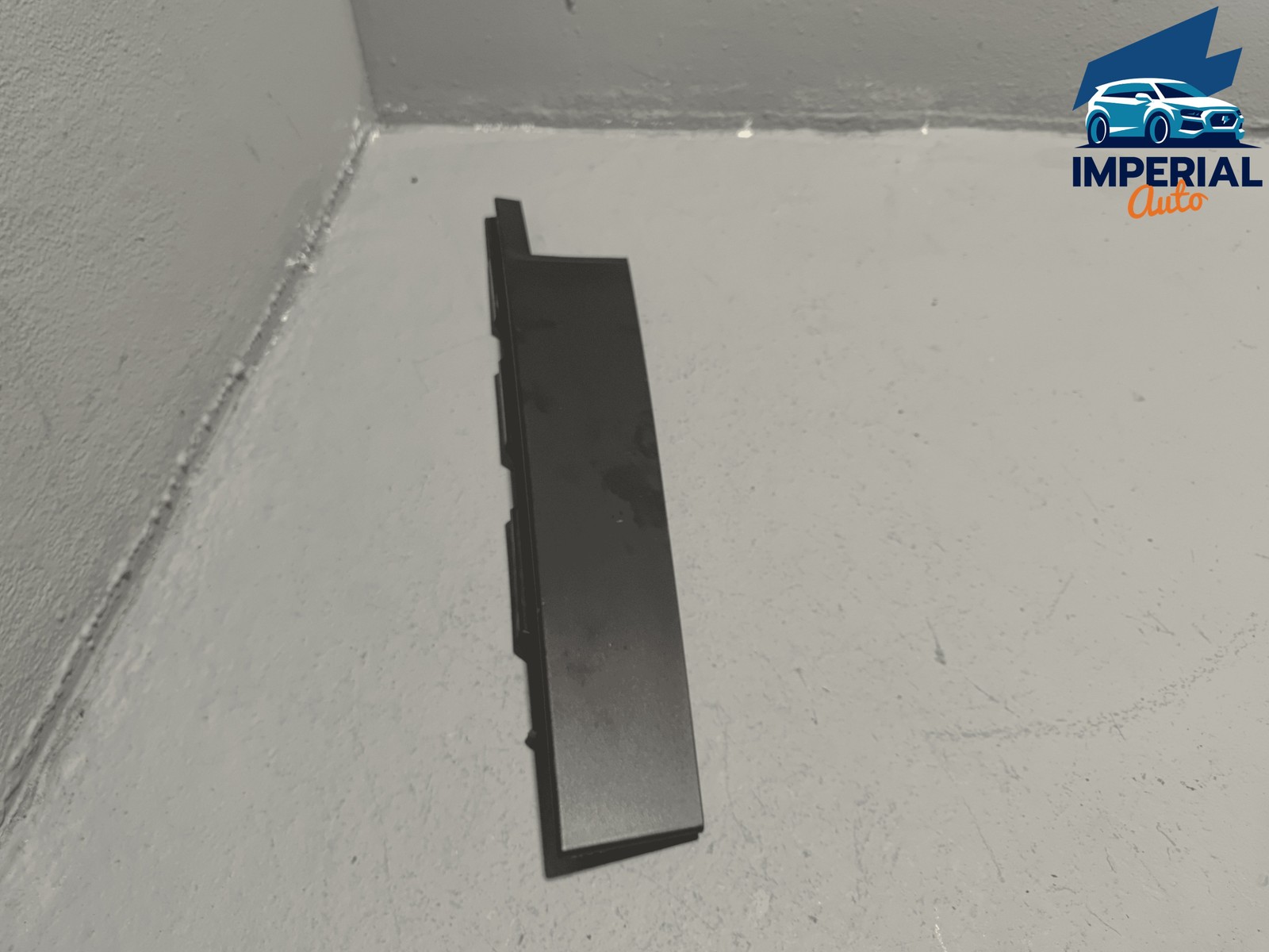2018-2025 Volkswagen Atlas Rear Driver Door Window B-Pillar Applique Molding OEM
