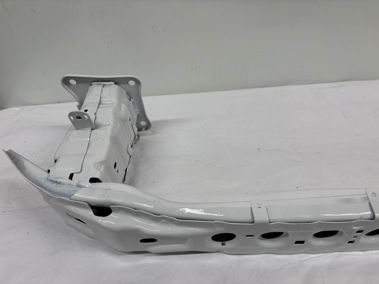 OEM 2013-2017 2018 2019 Ford Escape Front Reinforcement Impact Bar CV6Z-17757-C