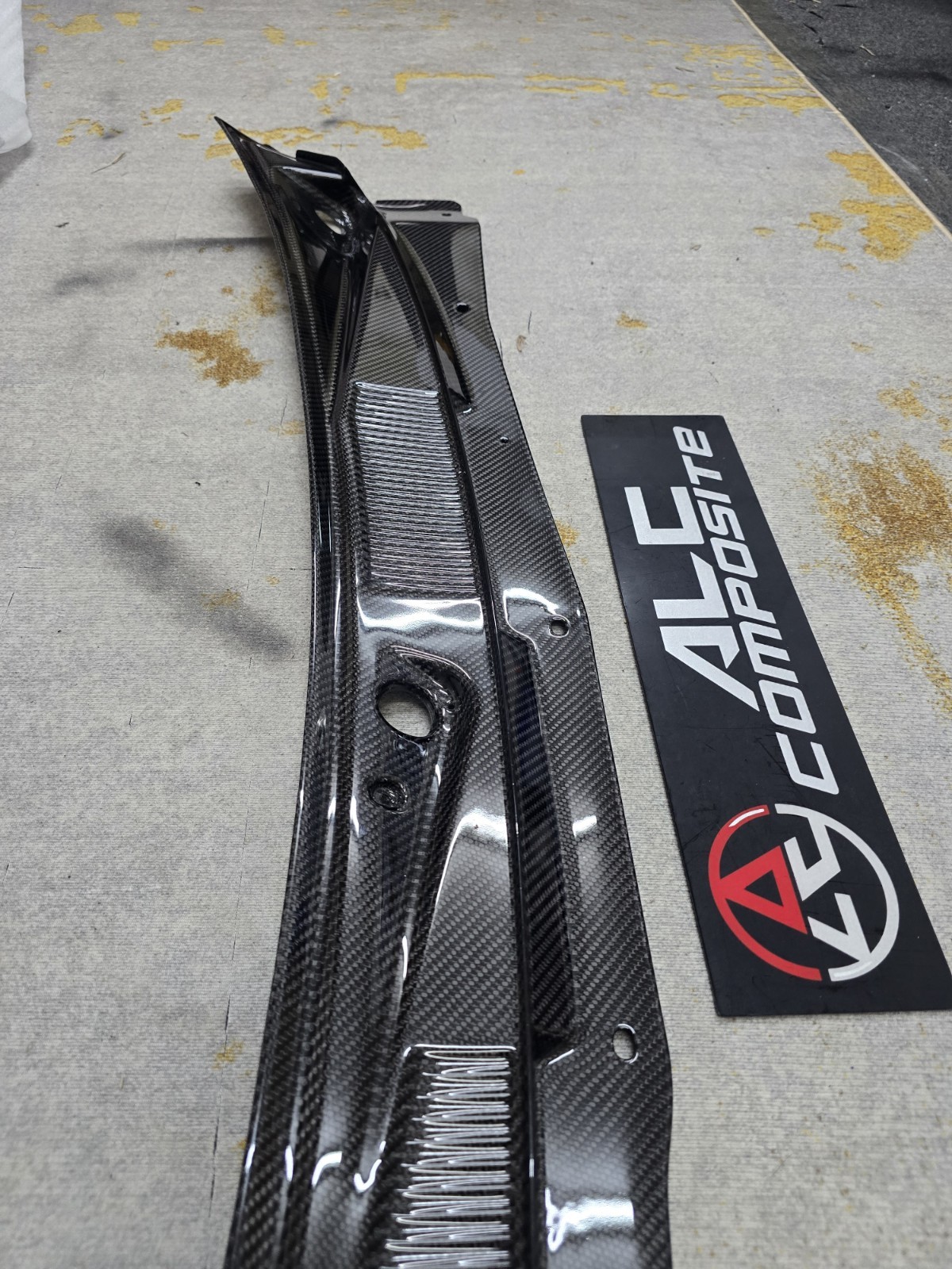 Fit for USDM LHD Nissan Silvia S15/S14/200sx Dry Carbon Wiper Cowl