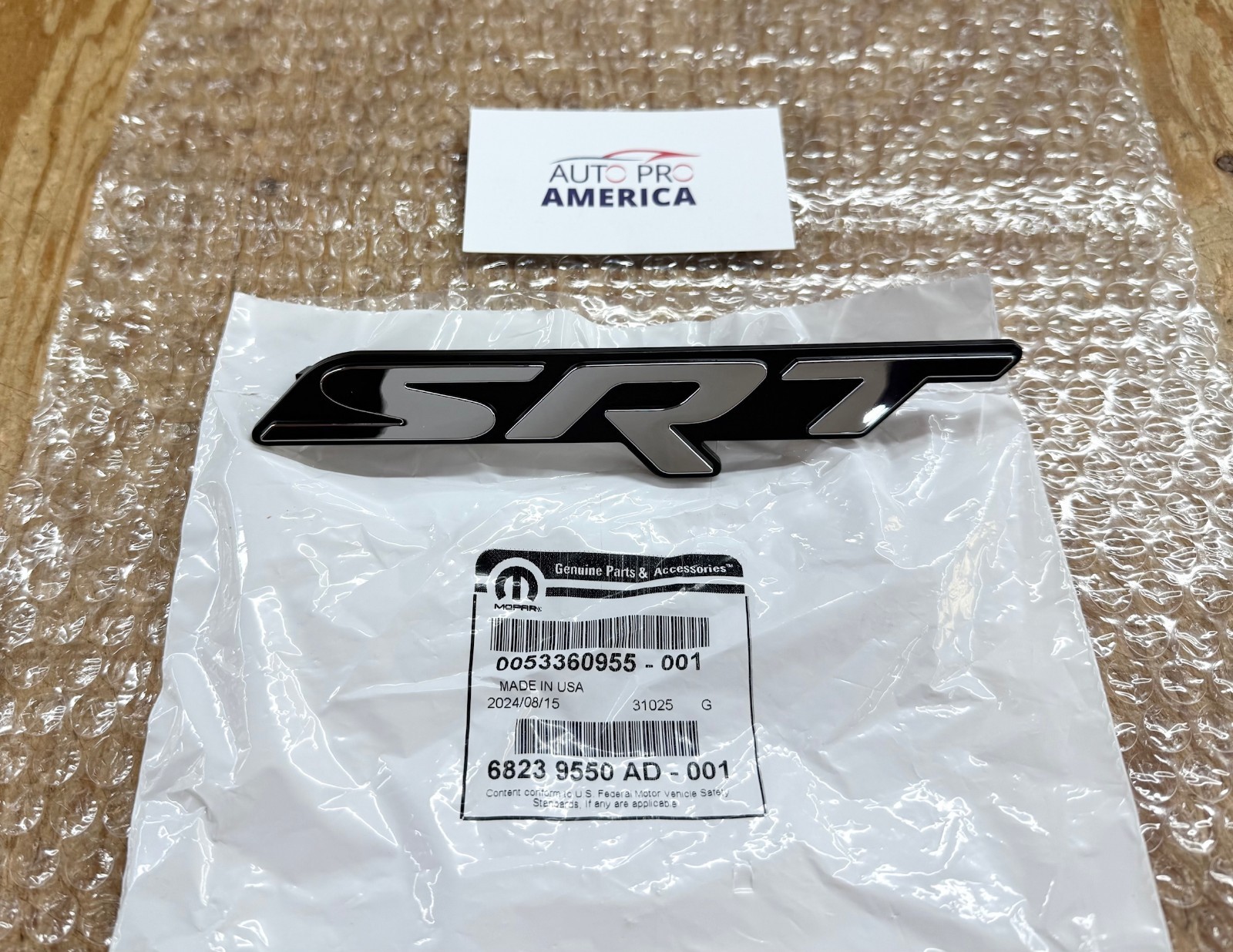 2015-2018 DODGE CHALLENGER CHROME & BLACK SRT GRILLE EMBLEM MOPAR OEM 68239550AD