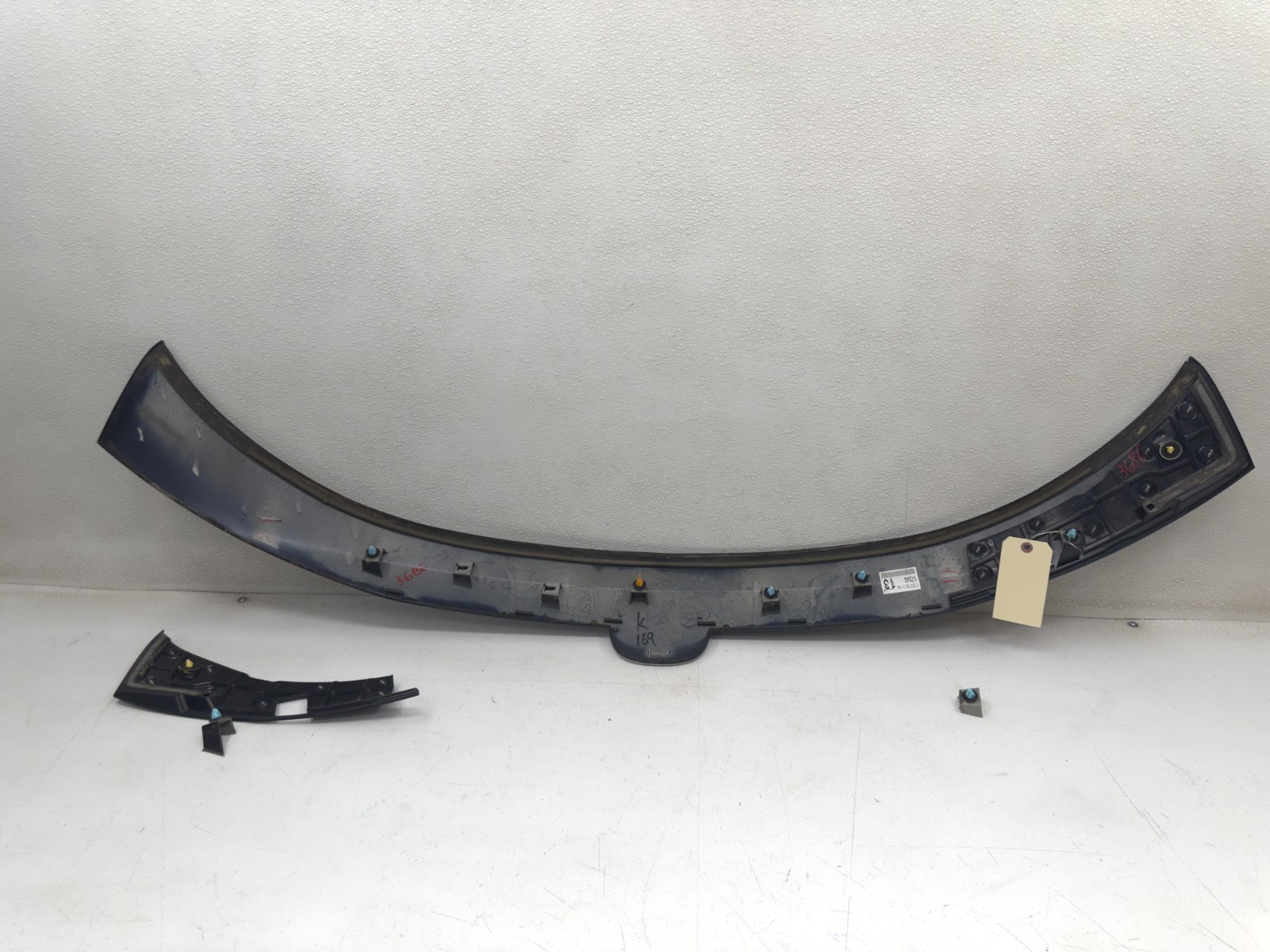17-25 MAZDA CX-5 REAR TRUNK LID COVER MOLDING TRIM W/EMBLEM, OEM LOT3686