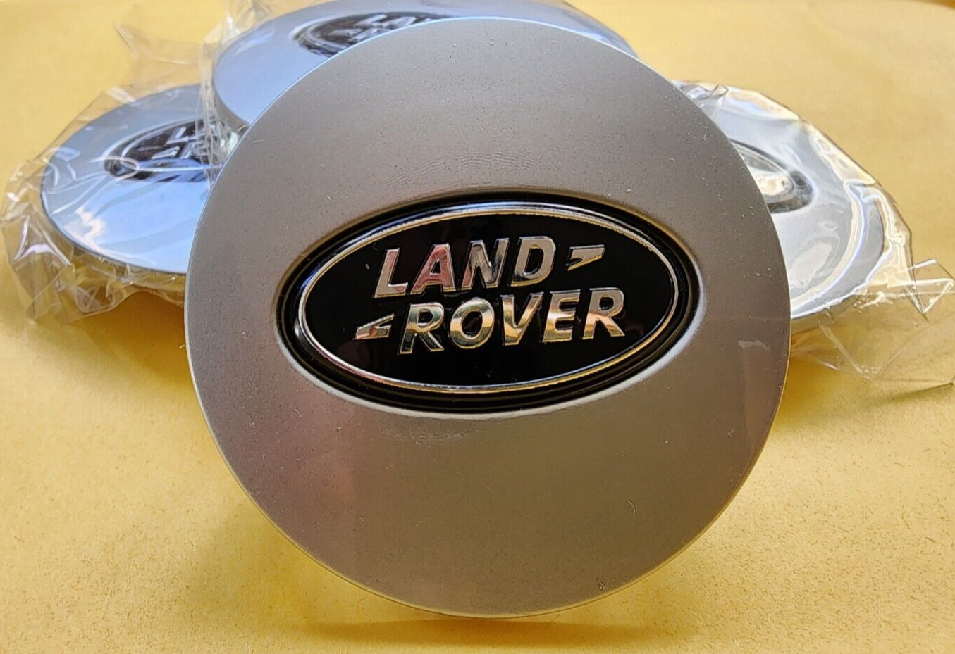 Set Of 4 Land / Range Rover Wheel Center Hub Caps HSE Land Rover Center