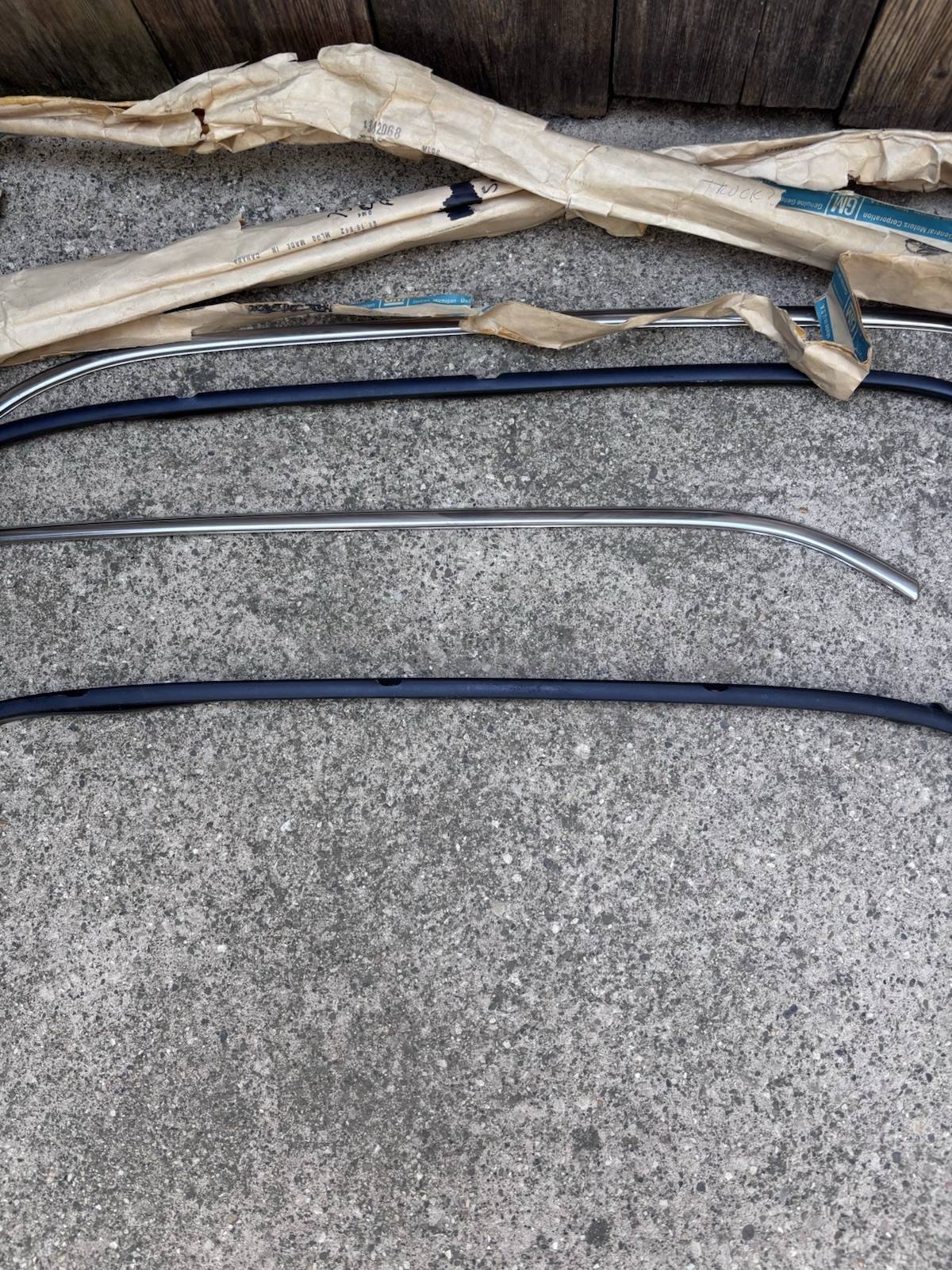 NOS 1974 1975 CHEVY SQUARE BODY PICKUP TRUCK DRIP RAIL MOLDINGS TRIM SET 4 Piece