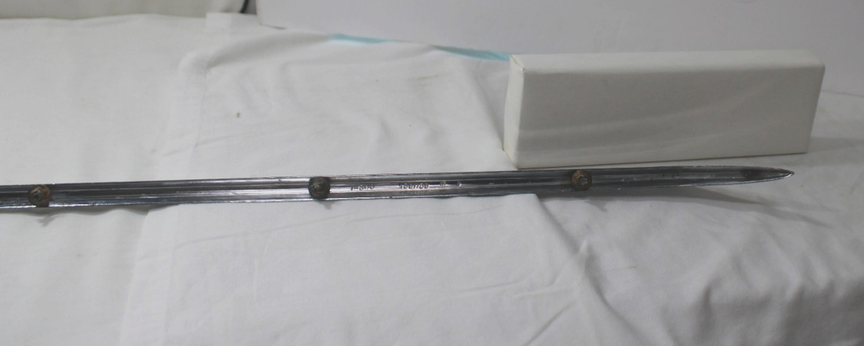 1967 BUICK SKYLARK FRONT CENTER HOOD SPEAR ORNAMENT