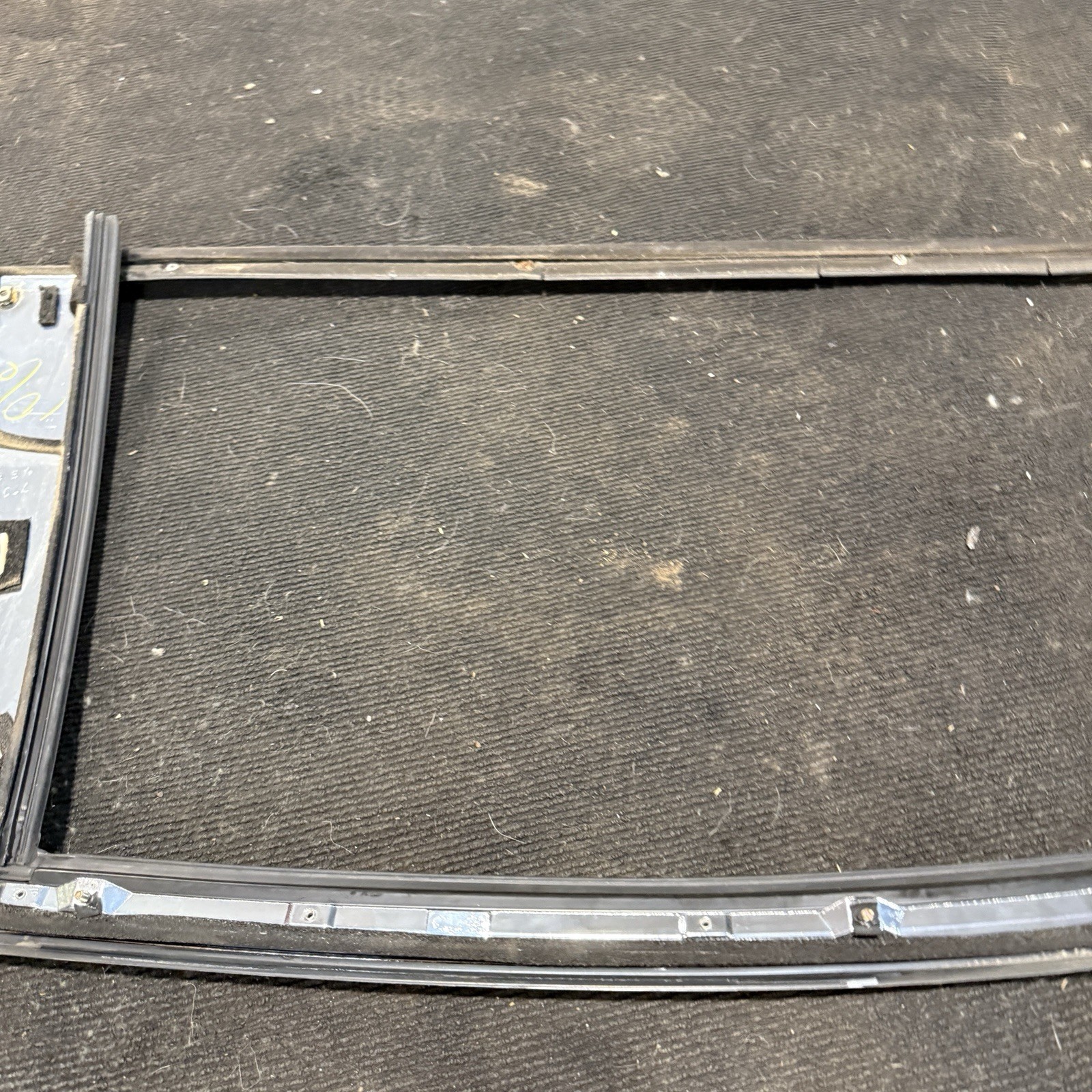 92-00 Lexus SC400 SC300 Right Door Exterior Window Trim Surround Frame
