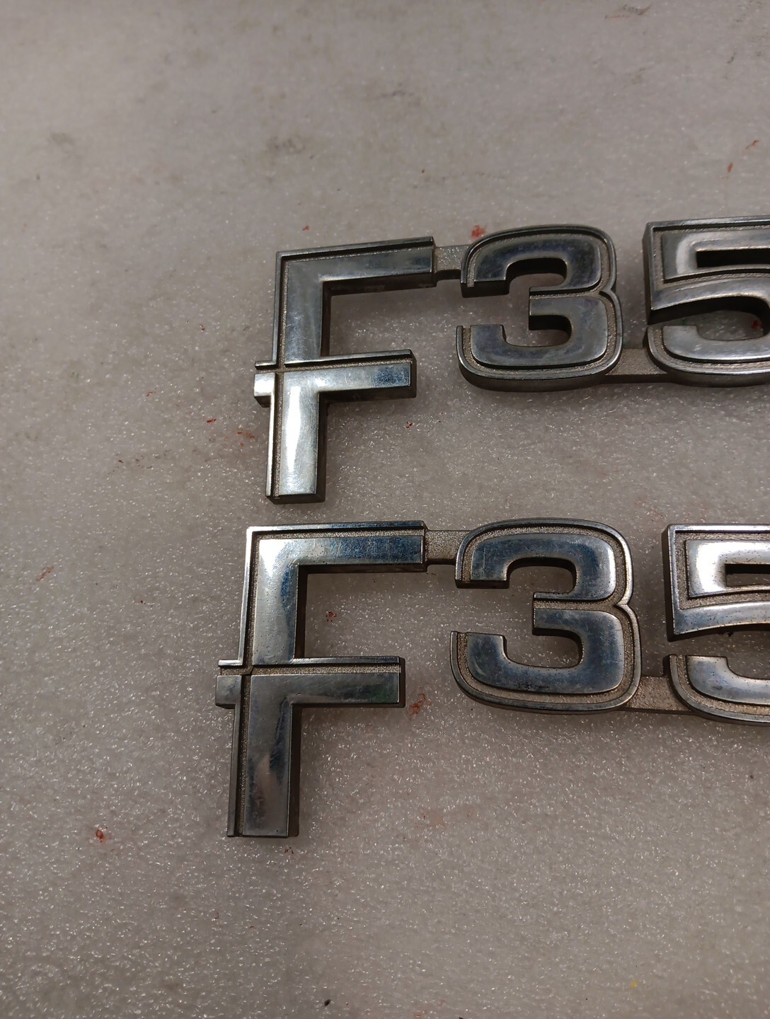 80 81 82 83 84 85 86 F350 F-350 Pickup Truck Front Fender Emblems Badge