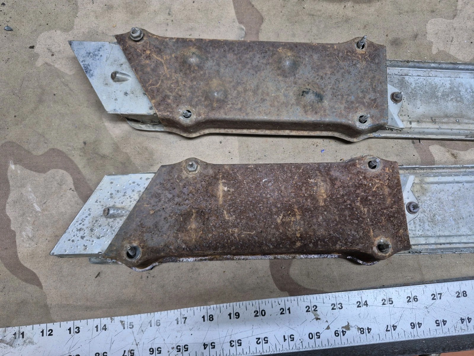 1966 Oldsmobile Starfire left Right Fender Moulding Vents OEM Trim Chrome