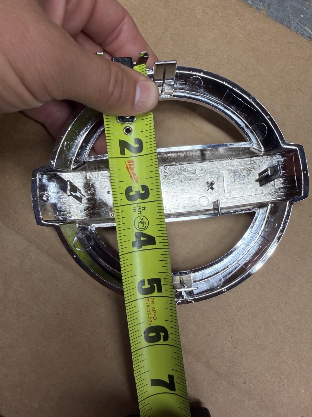 NEW OEM 11-23 Nissan Altima Murano Rogue Quest Maxima Front Grill Chrome Emblem