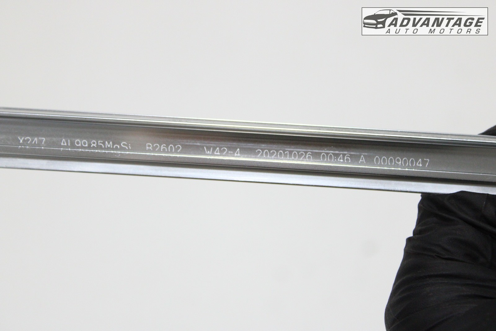 2020-2025 MERCEDES-BENZ GLB250 REAR LEFT SIDE DOOR UPPER TRIM MOLDING OEM