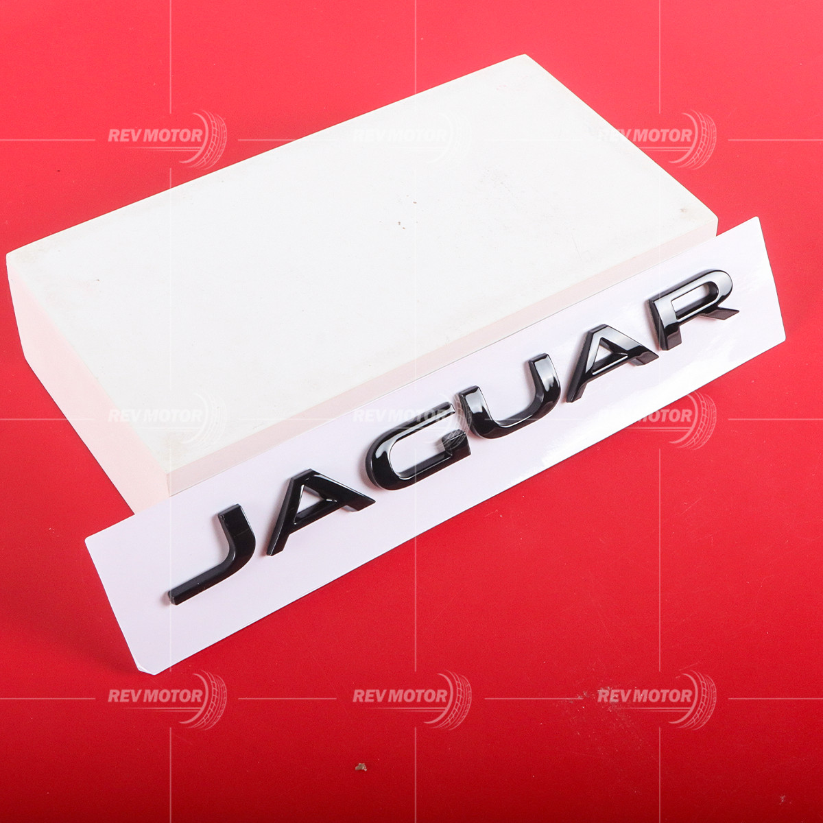 For Jagu-ar F-PACE XJ XJR Letter Emblem Tailgate Gloss Black 3D Rear Trunk Badge